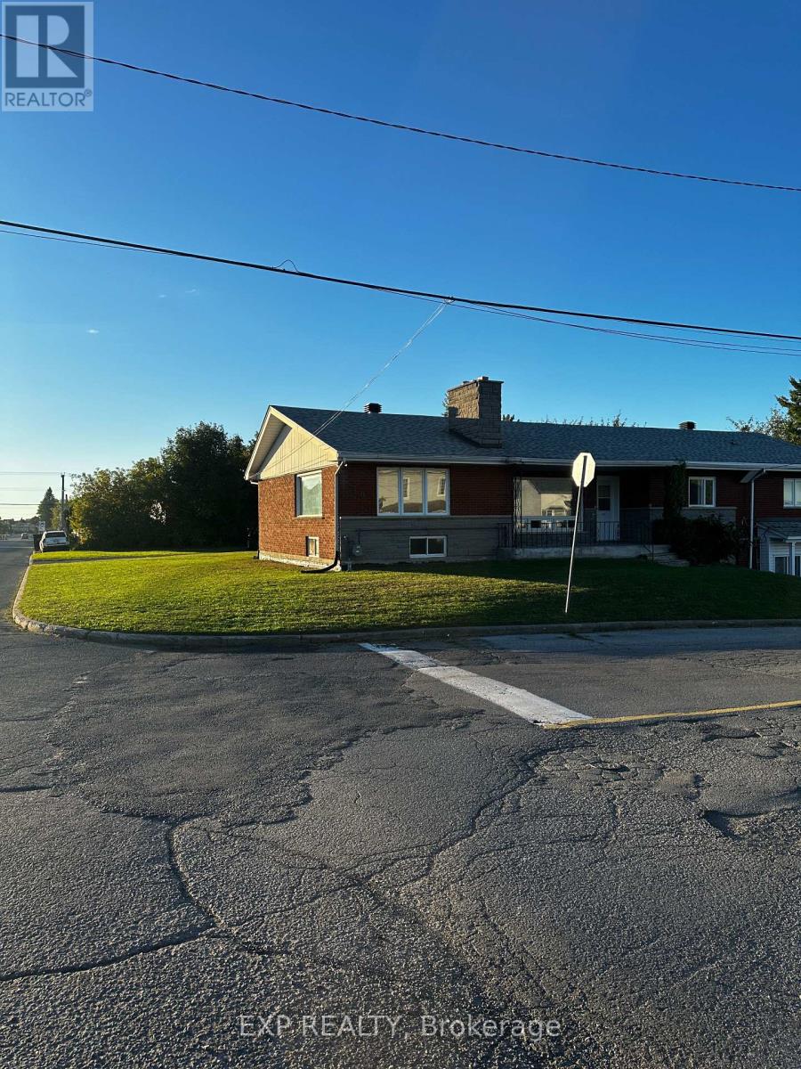 540 Champlain Street, Hawkesbury, Ontario  K6A 2C4 - Photo 25 - X12023976