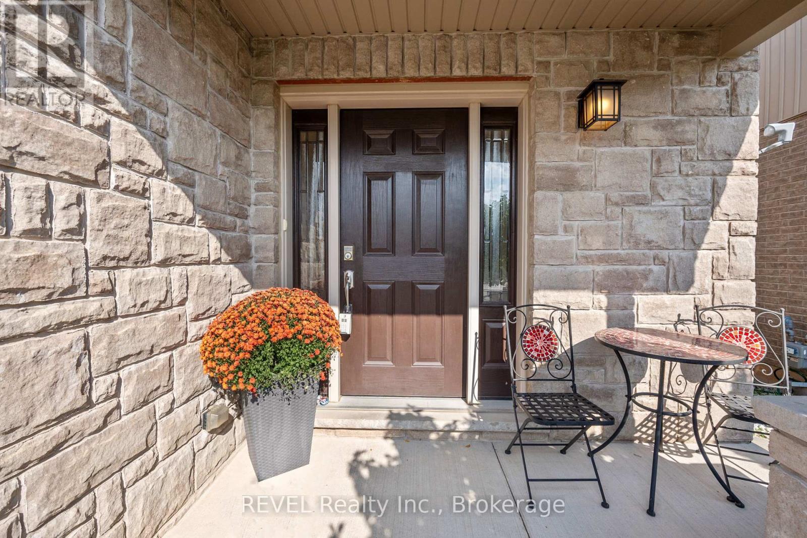 Property at 9349 MADISON CRESCENT image 3