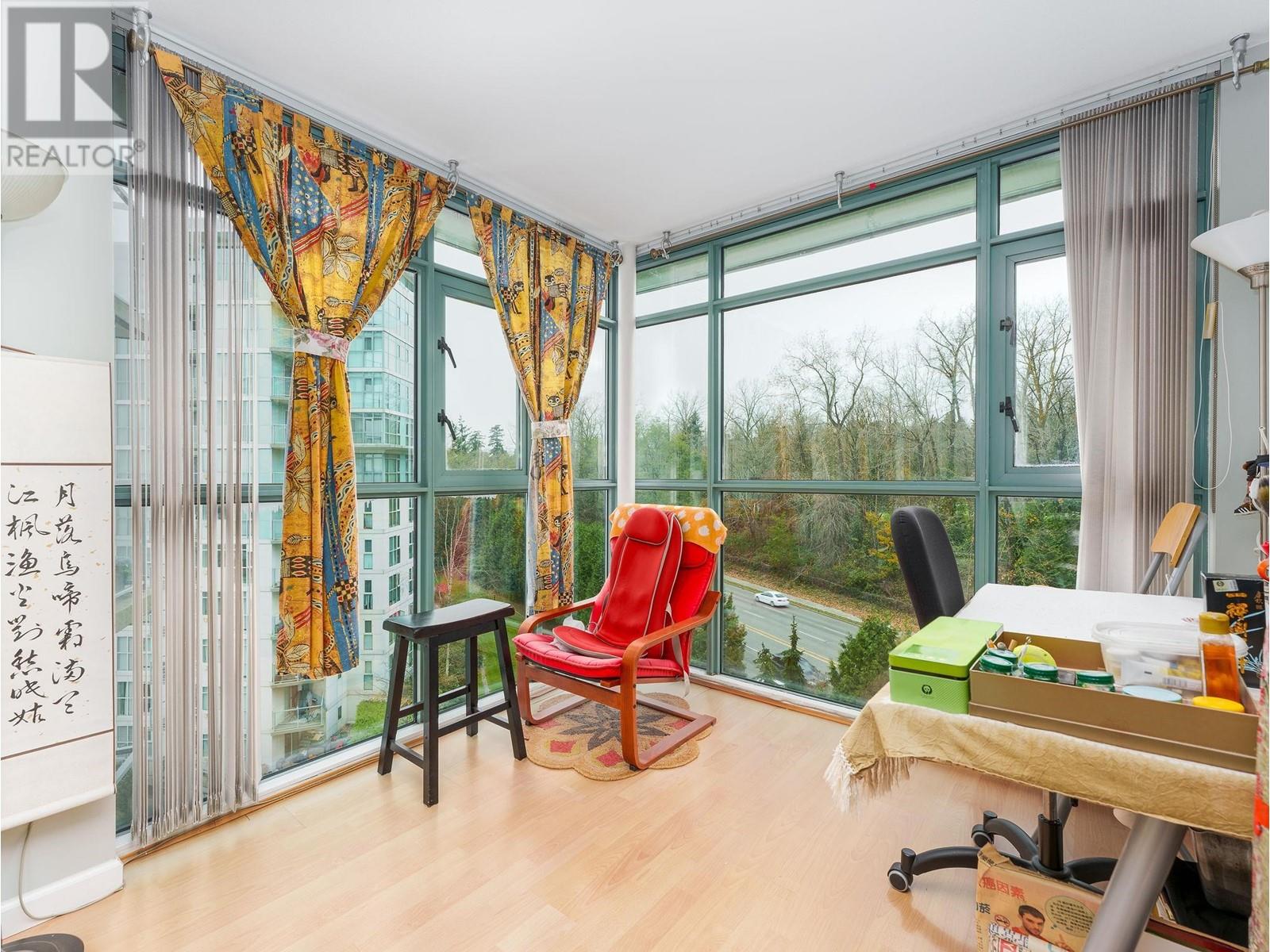 Listing Picture 15 of 26 : 901 2763 CHANDLERY PLACE, Vancouver / 溫哥華 - 魯藝地產 Yvonne Lu Group - MLS Medallion Club Member