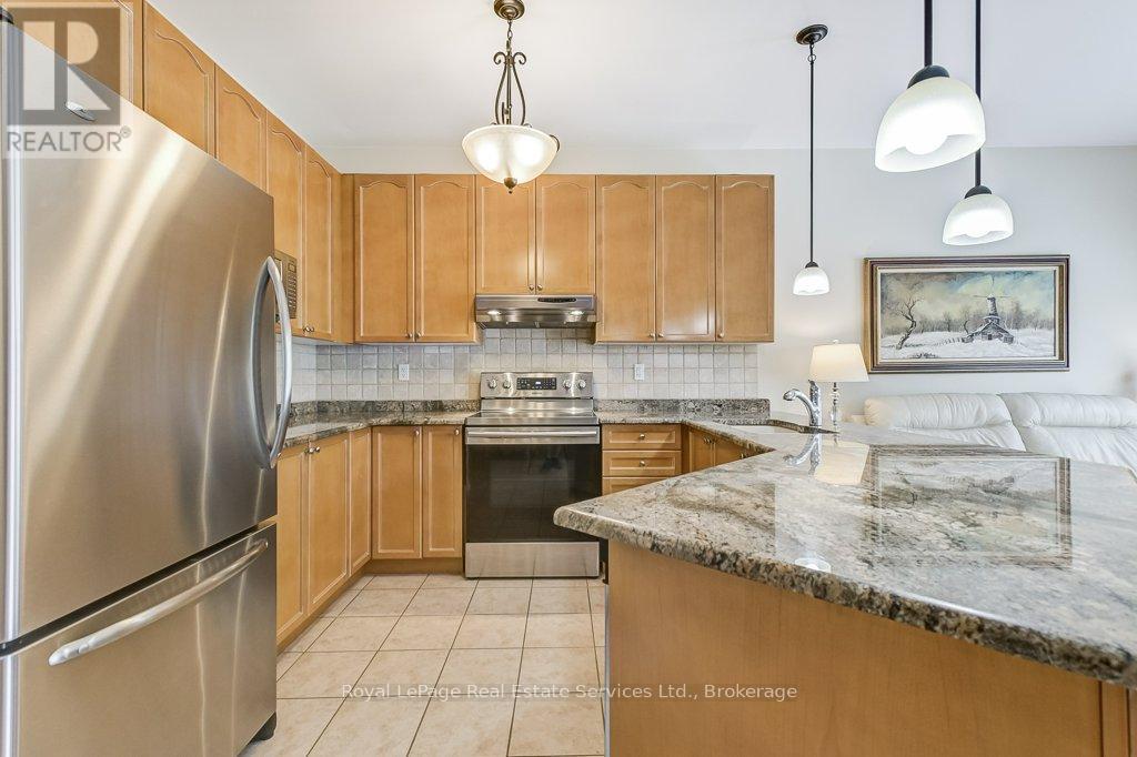 1248 Agram Drive, Oakville, Ontario  L6H 7N9 - Photo 11 - W12023913