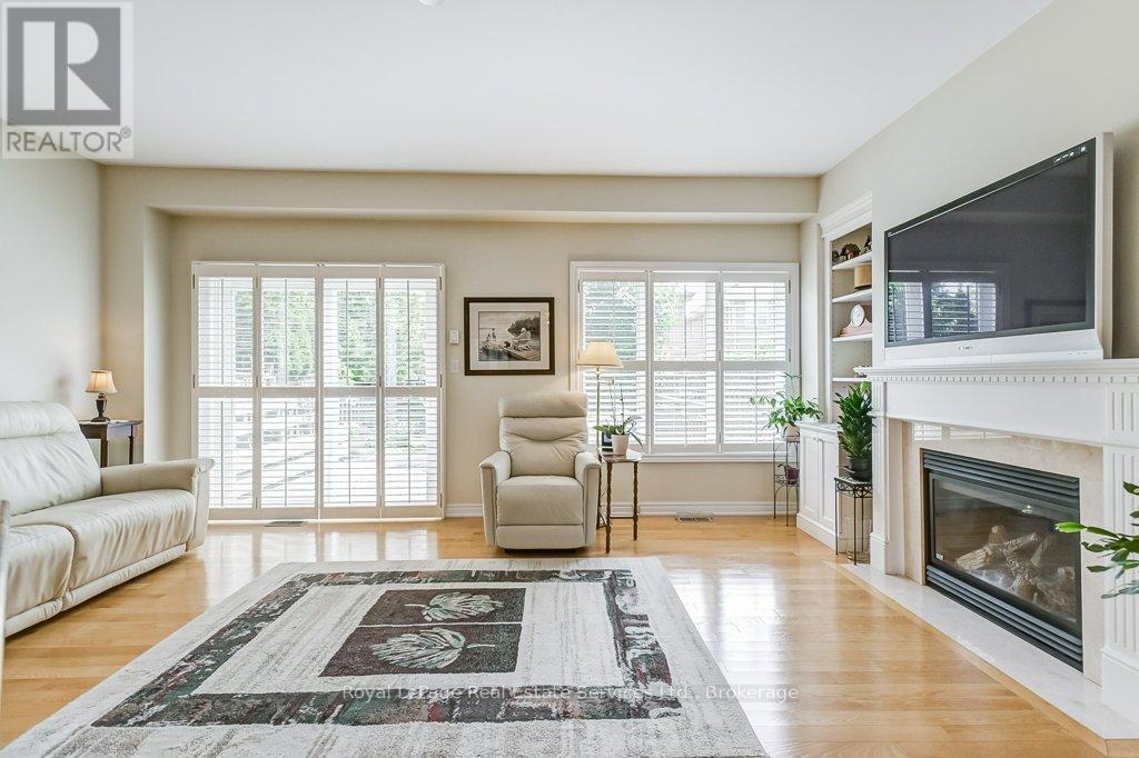 1248 Agram Drive, Oakville, Ontario  L6H 7N9 - Photo 18 - W12023913