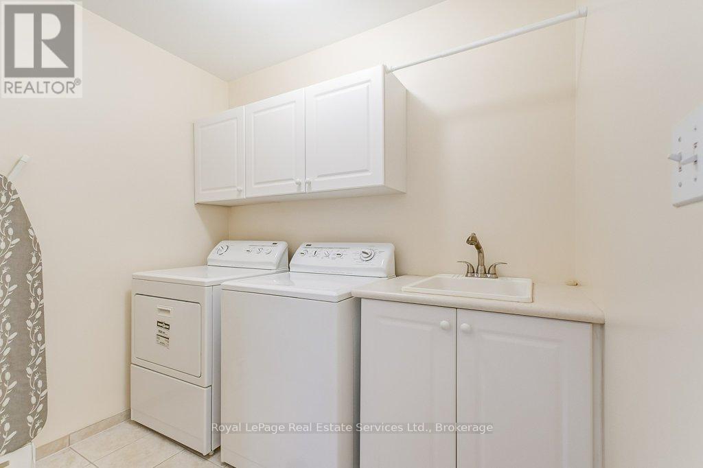 1248 Agram Drive, Oakville, Ontario  L6H 7N9 - Photo 36 - W12023913