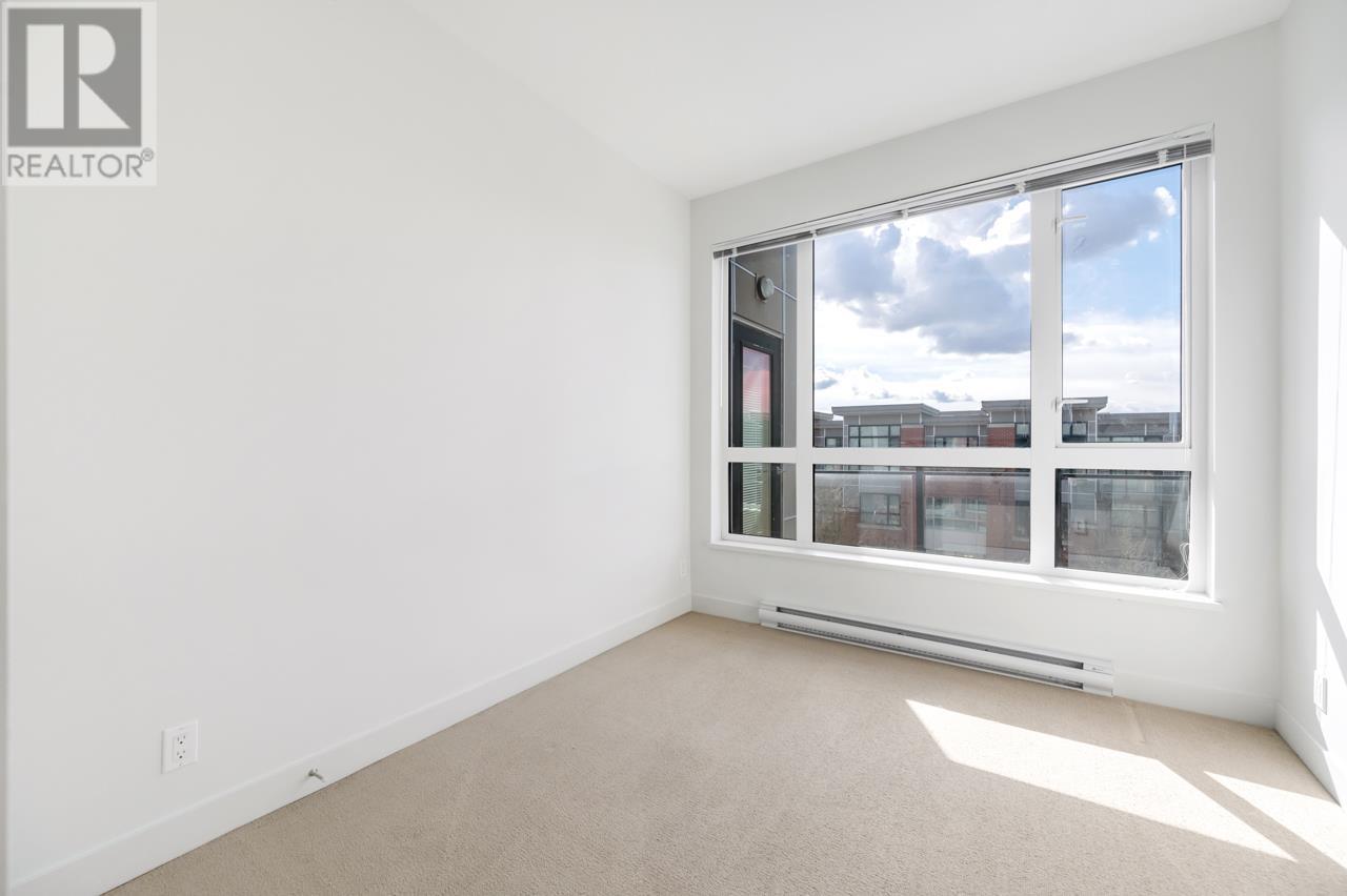 Listing Picture 19 of 26 : 401 7088 14TH AVENUE, Burnaby / 本拿比 - 魯藝地產 Yvonne Lu Group - MLS Medallion Club Member