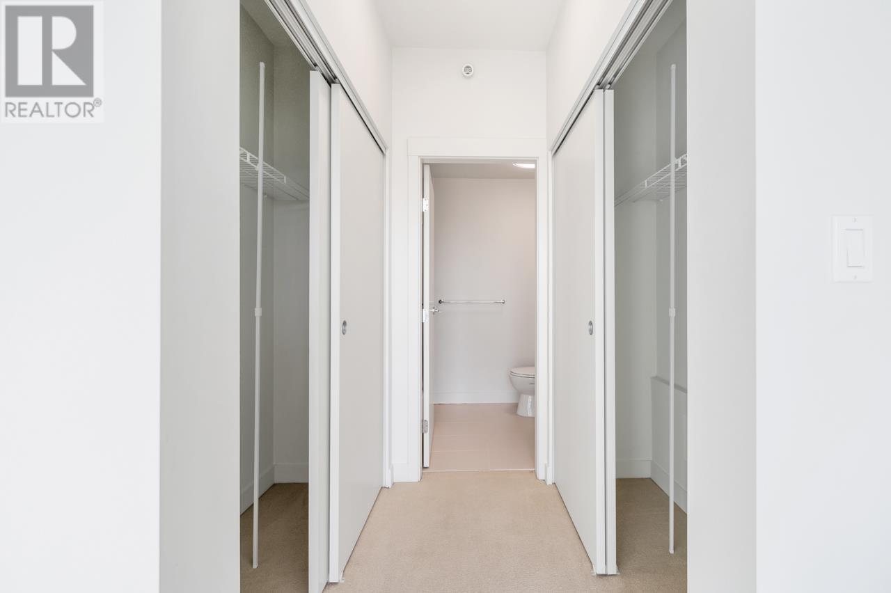 Listing Picture 20 of 26 : 401 7088 14TH AVENUE, Burnaby / 本拿比 - 魯藝地產 Yvonne Lu Group - MLS Medallion Club Member