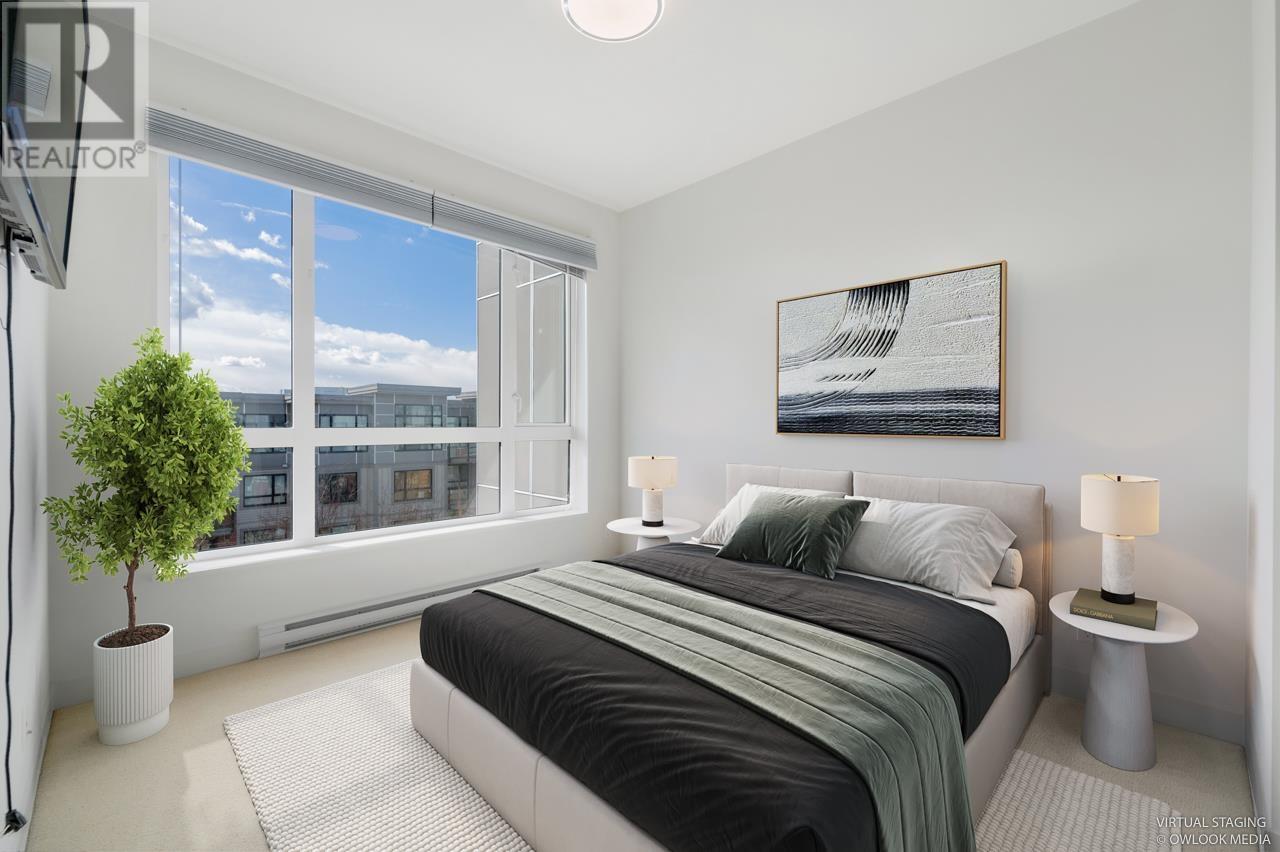 Listing Picture 4 of 26 : 401 7088 14TH AVENUE, Burnaby / 本拿比 - 魯藝地產 Yvonne Lu Group - MLS Medallion Club Member