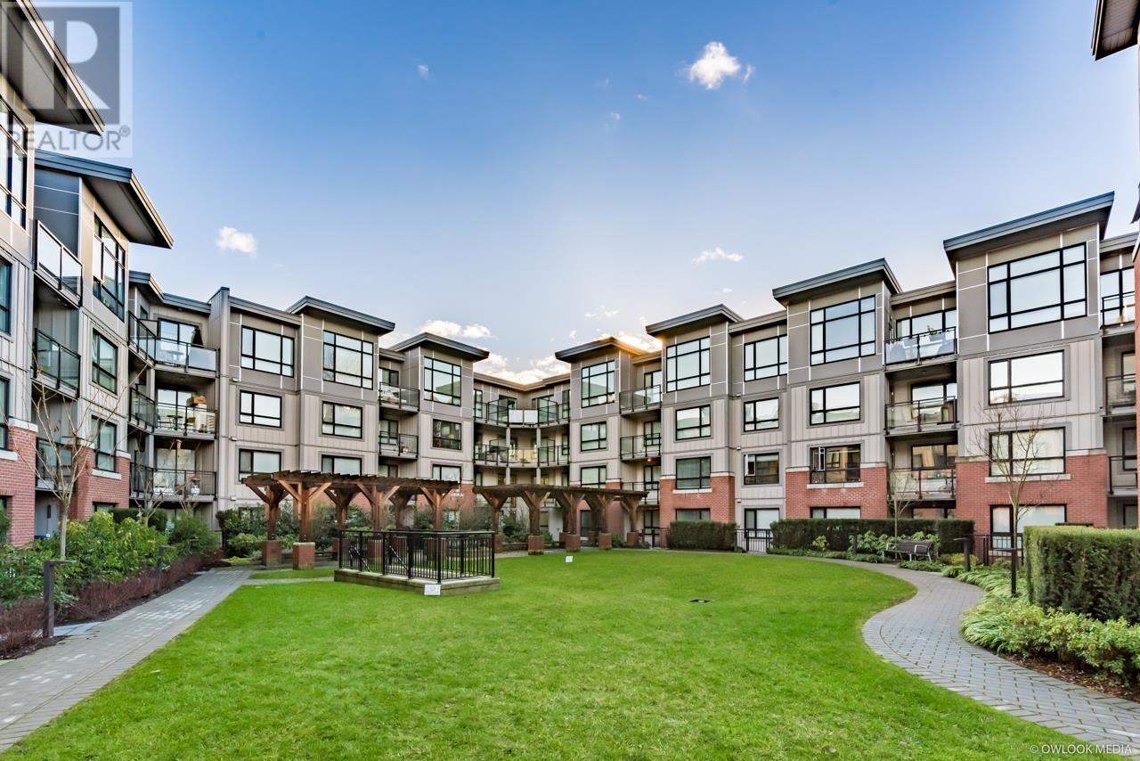Listing Picture 7 of 26 : 401 7088 14TH AVENUE, Burnaby / 本拿比 - 魯藝地產 Yvonne Lu Group - MLS Medallion Club Member