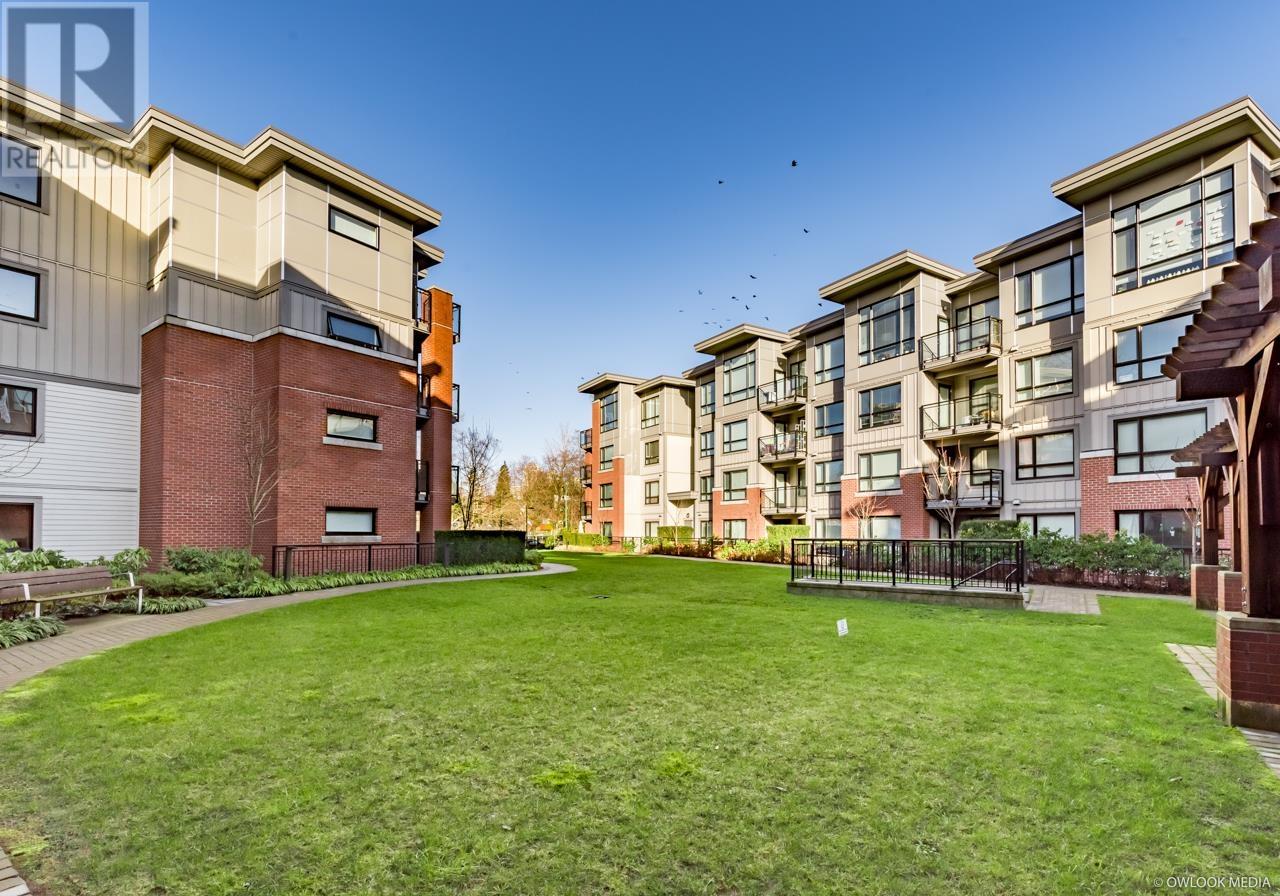 Listing Picture 8 of 26 : 401 7088 14TH AVENUE, Burnaby / 本拿比 - 魯藝地產 Yvonne Lu Group - MLS Medallion Club Member