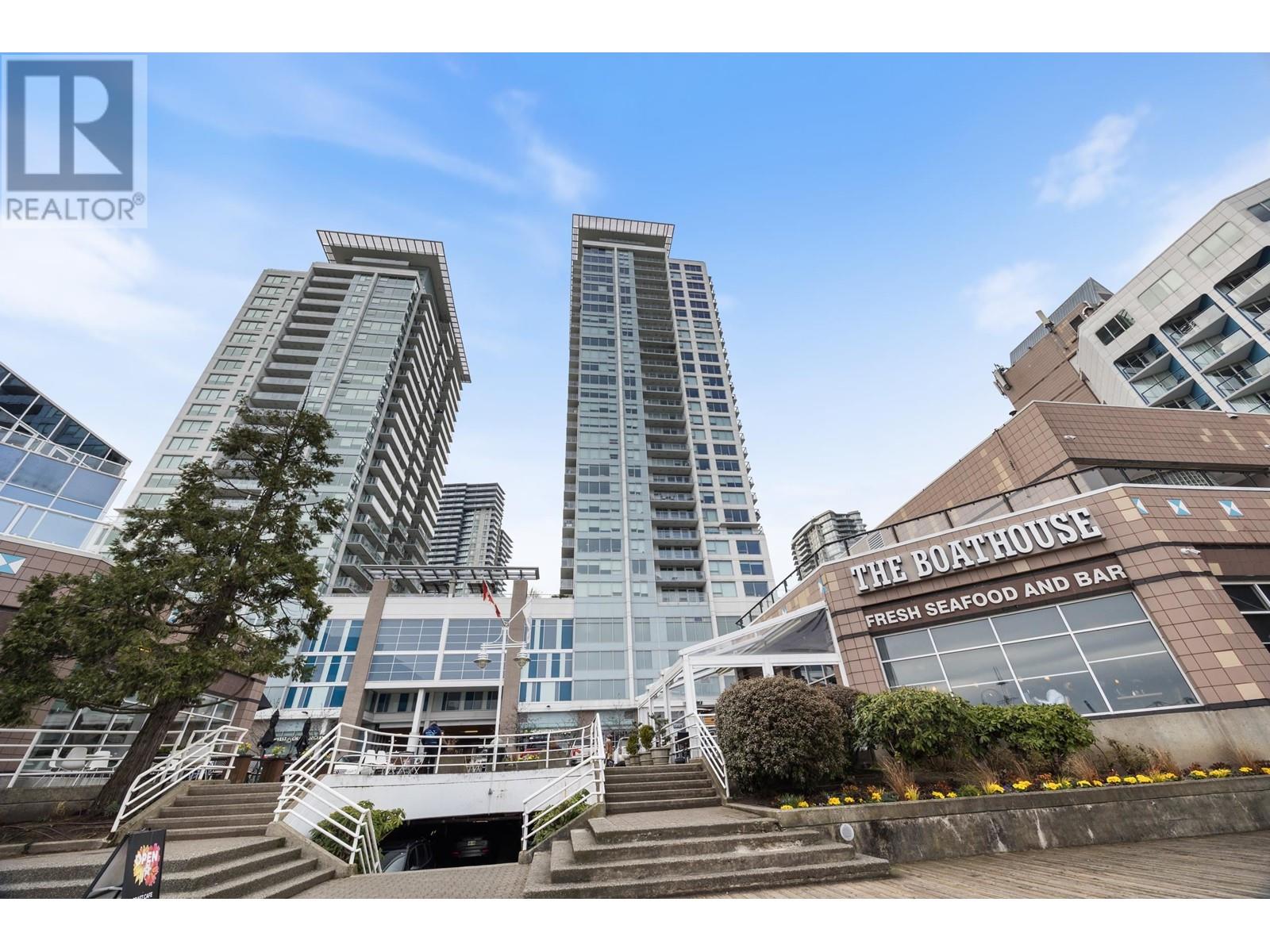 2102 908 Quayside Drive, New Westminster, British Columbia  V3M 0L4 - Photo 1 - R2978443