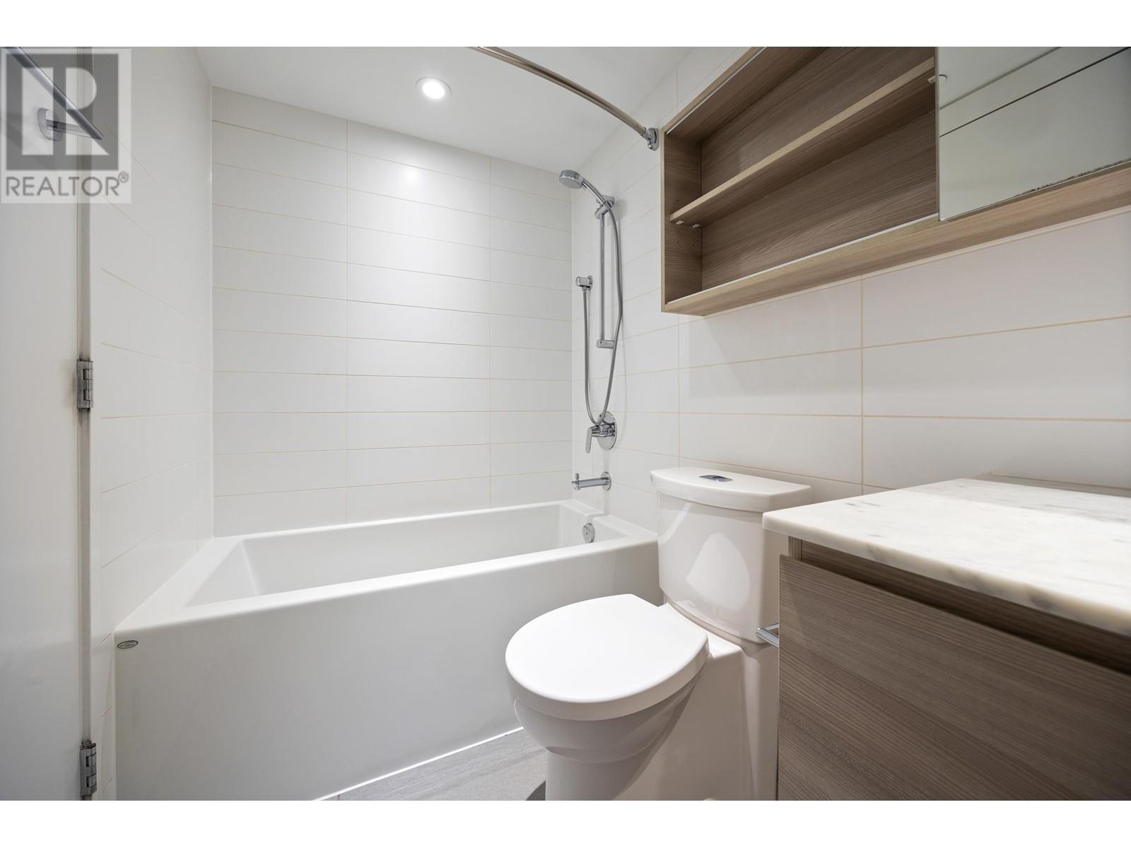 2102 908 Quayside Drive, New Westminster, British Columbia  V3M 0L4 - Photo 21 - R2978443