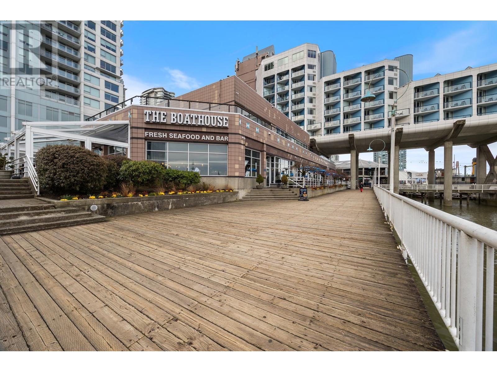 2102 908 Quayside Drive, New Westminster, British Columbia  V3M 0L4 - Photo 36 - R2978443
