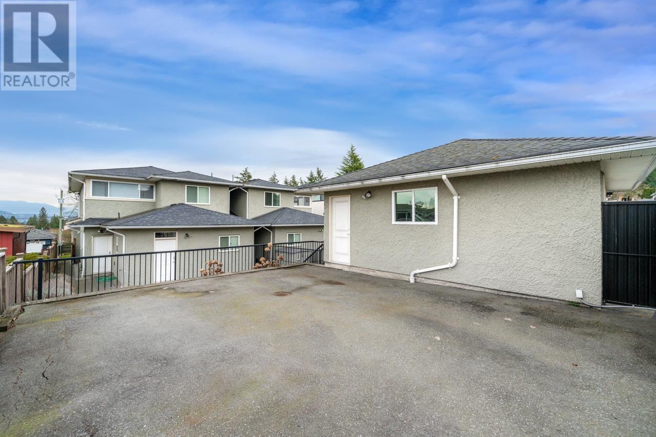6045 Leibly Avenue, Burnaby, British Columbia  V5E 3C7 - Photo 26 - R2978455