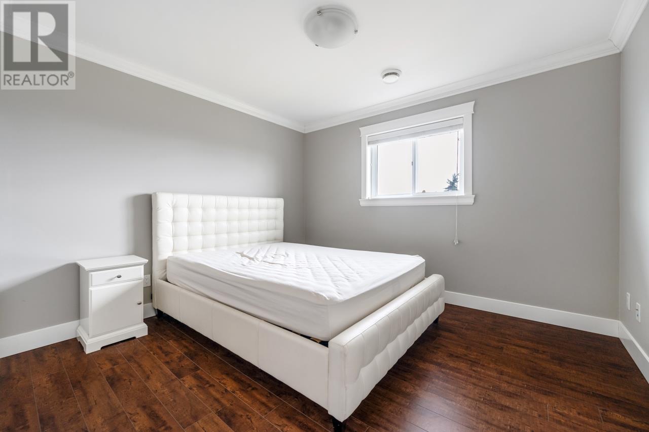 6045 Leibly Avenue, Burnaby, British Columbia  V5E 3C7 - Photo 3 - R2978455