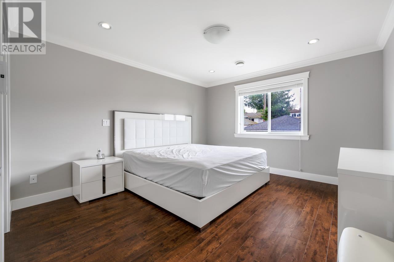 6045 Leibly Avenue, Burnaby, British Columbia  V5E 3C7 - Photo 4 - R2978455