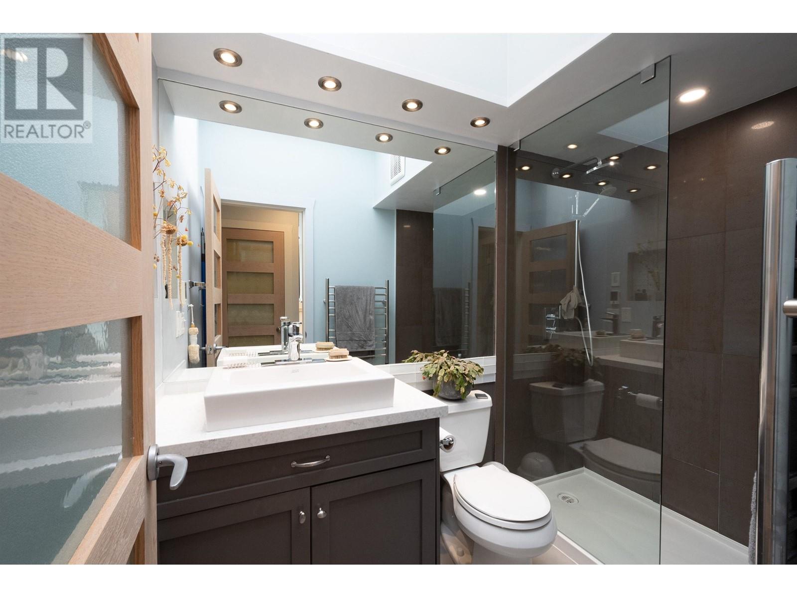 403 2250 W 3rd Avenue, Vancouver, British Columbia  V6K 1L4 - Photo 19 - R2978489