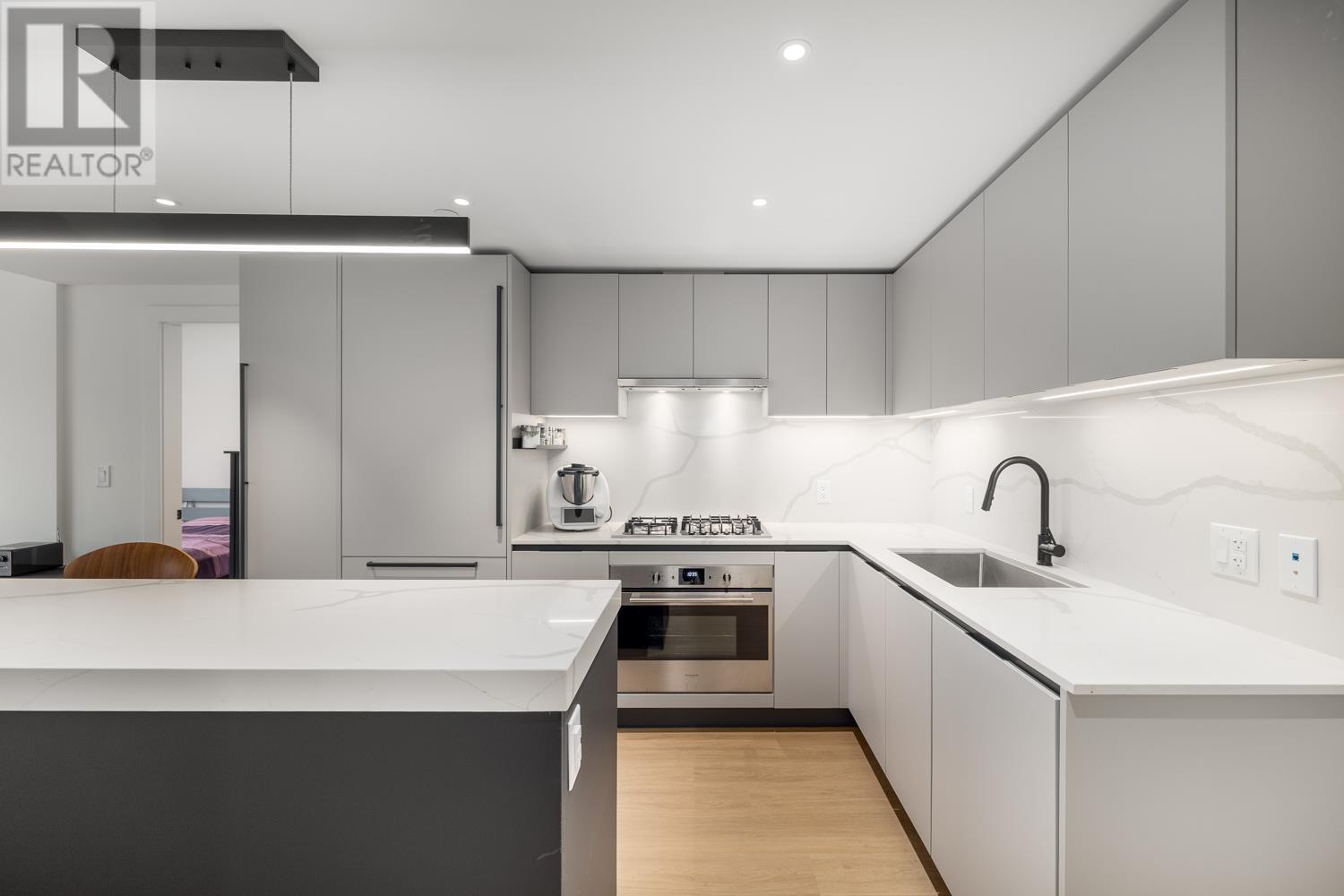 509 2235 E Broadway, Vancouver, British Columbia  V5N 0J5 - Photo 3 - R2978495