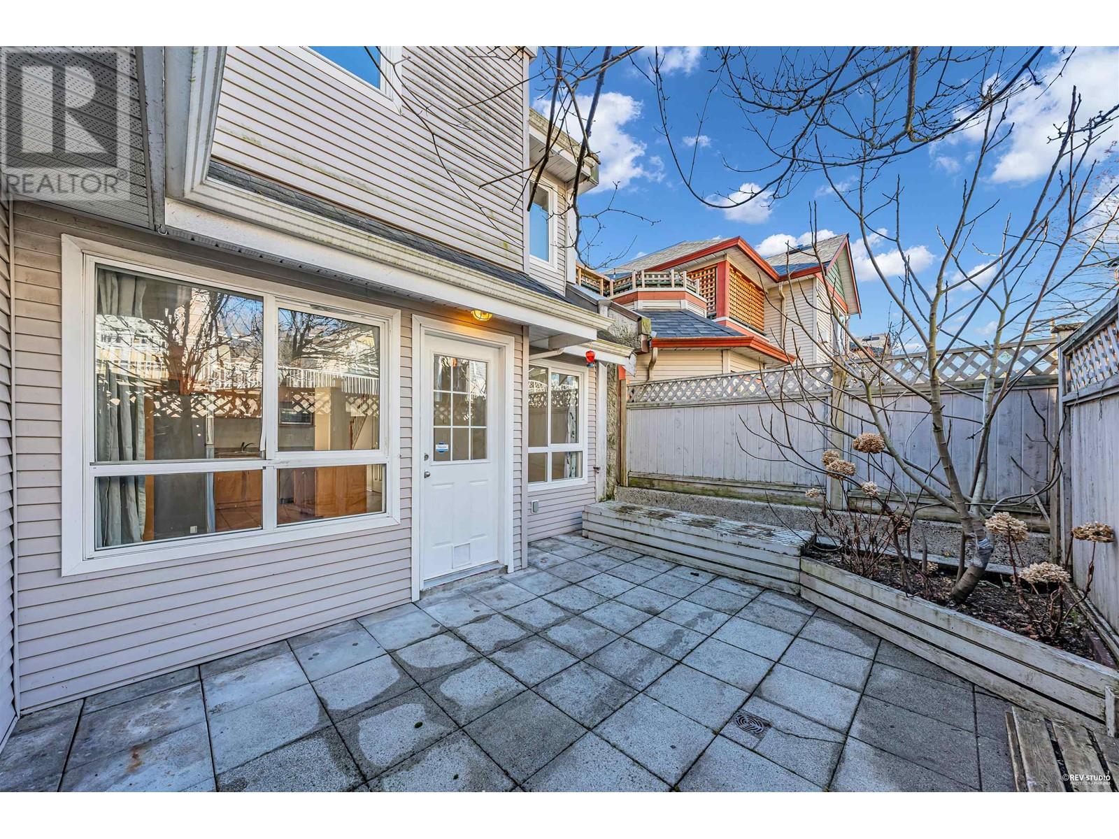1 910 W 16th Street, North Vancouver, British Columbia  V7P 1R3 - Photo 14 - R2978503