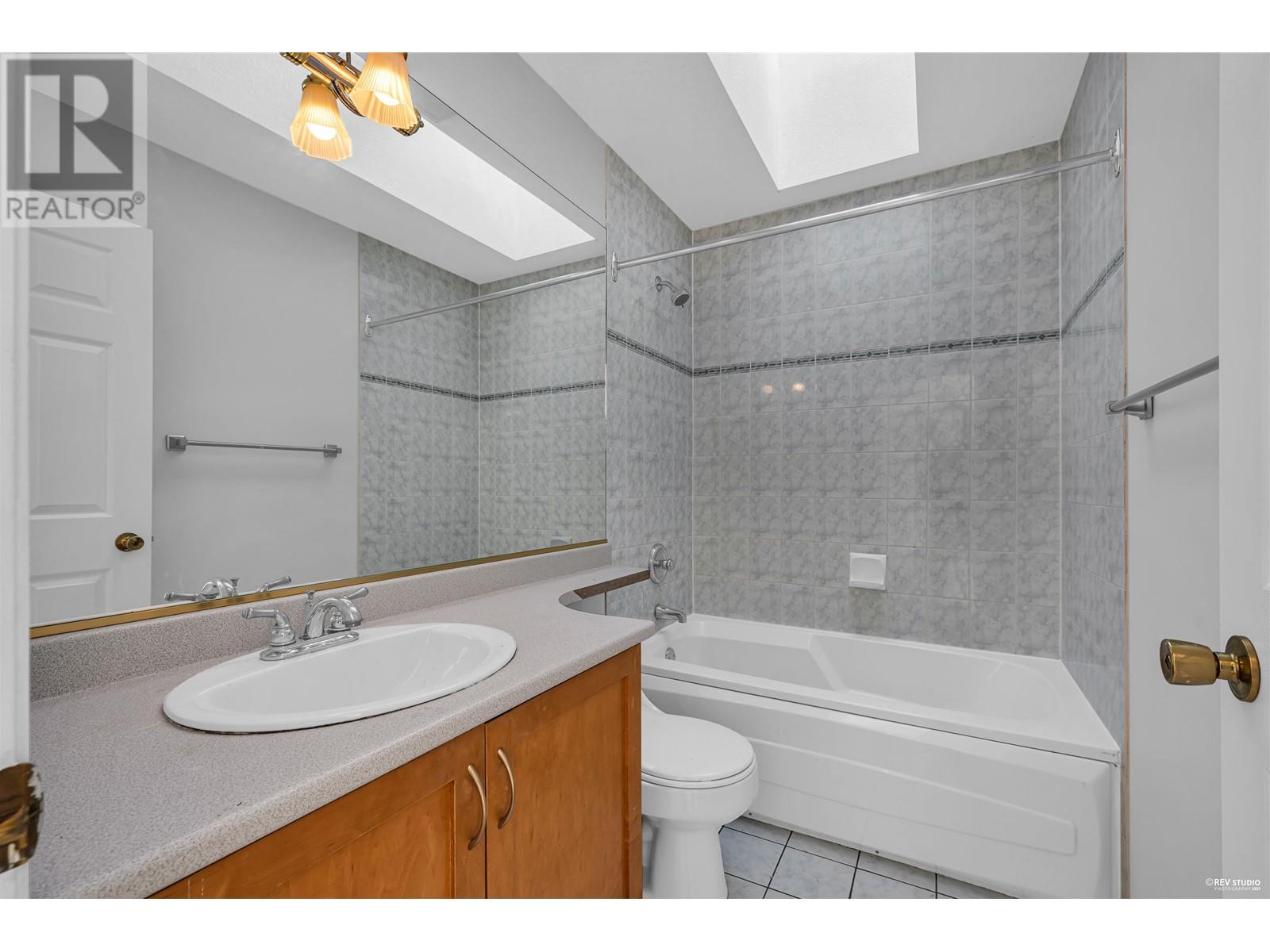 1 910 W 16th Street, North Vancouver, British Columbia  V7P 1R3 - Photo 18 - R2978503