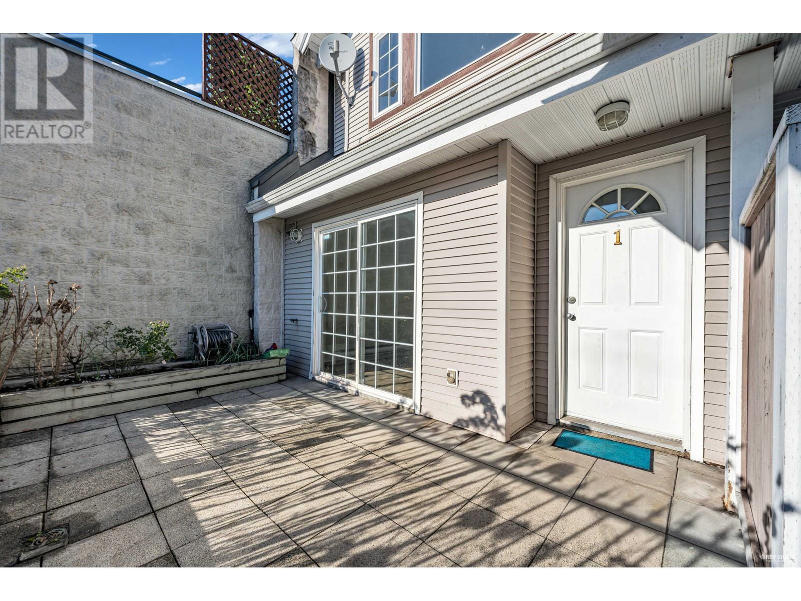 1 910 W 16th Street, North Vancouver, British Columbia  V7P 1R3 - Photo 25 - R2978503