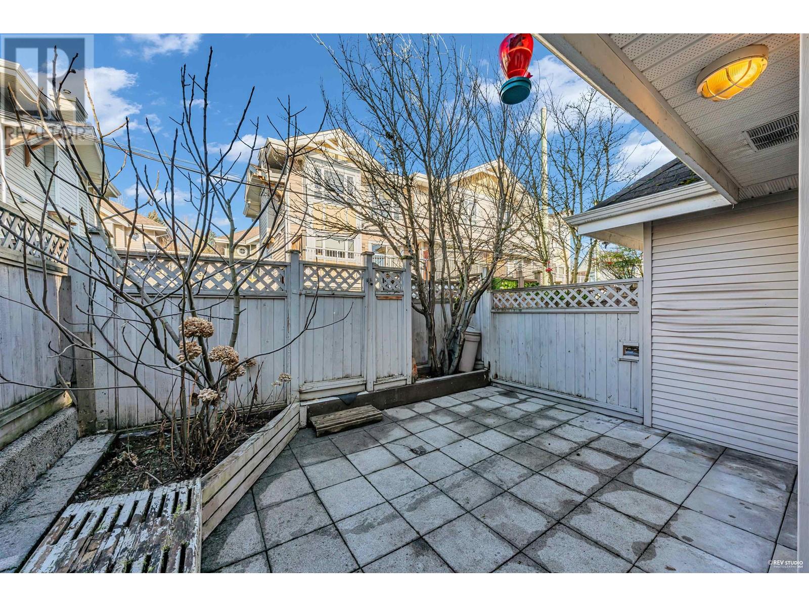 1 910 W 16th Street, North Vancouver, British Columbia  V7P 1R3 - Photo 30 - R2978503