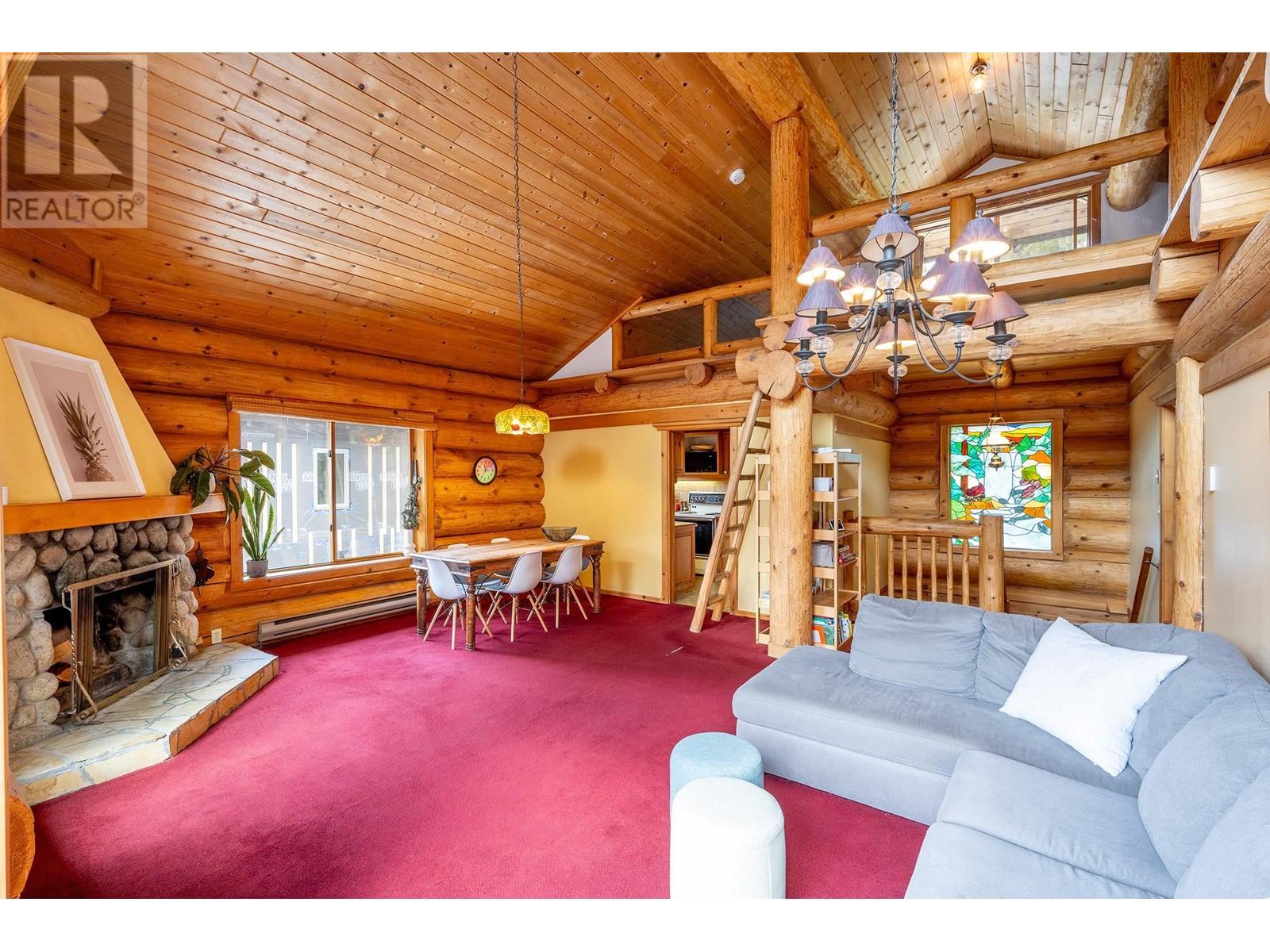 Property at 6488 ST. ANDREWS WAY image 4