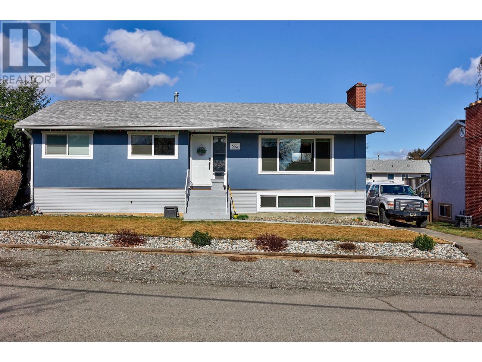 652 Clearwater Avenue, kamloops, British Columbia