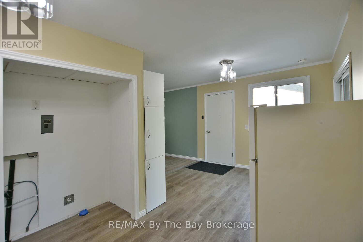 60 Sunnidale River Road, Wasaga Beach, Ontario  L9Z 2S4 - Photo 11 - S12023927