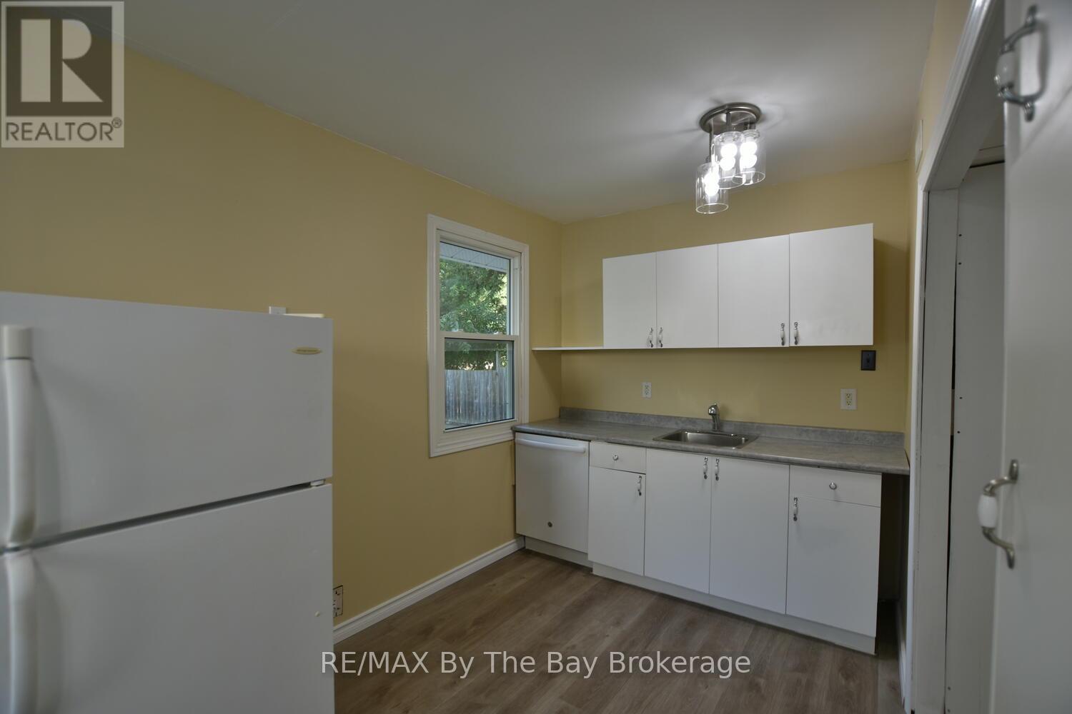 60 Sunnidale River Road, Wasaga Beach, Ontario  L9Z 2S4 - Photo 13 - S12023927