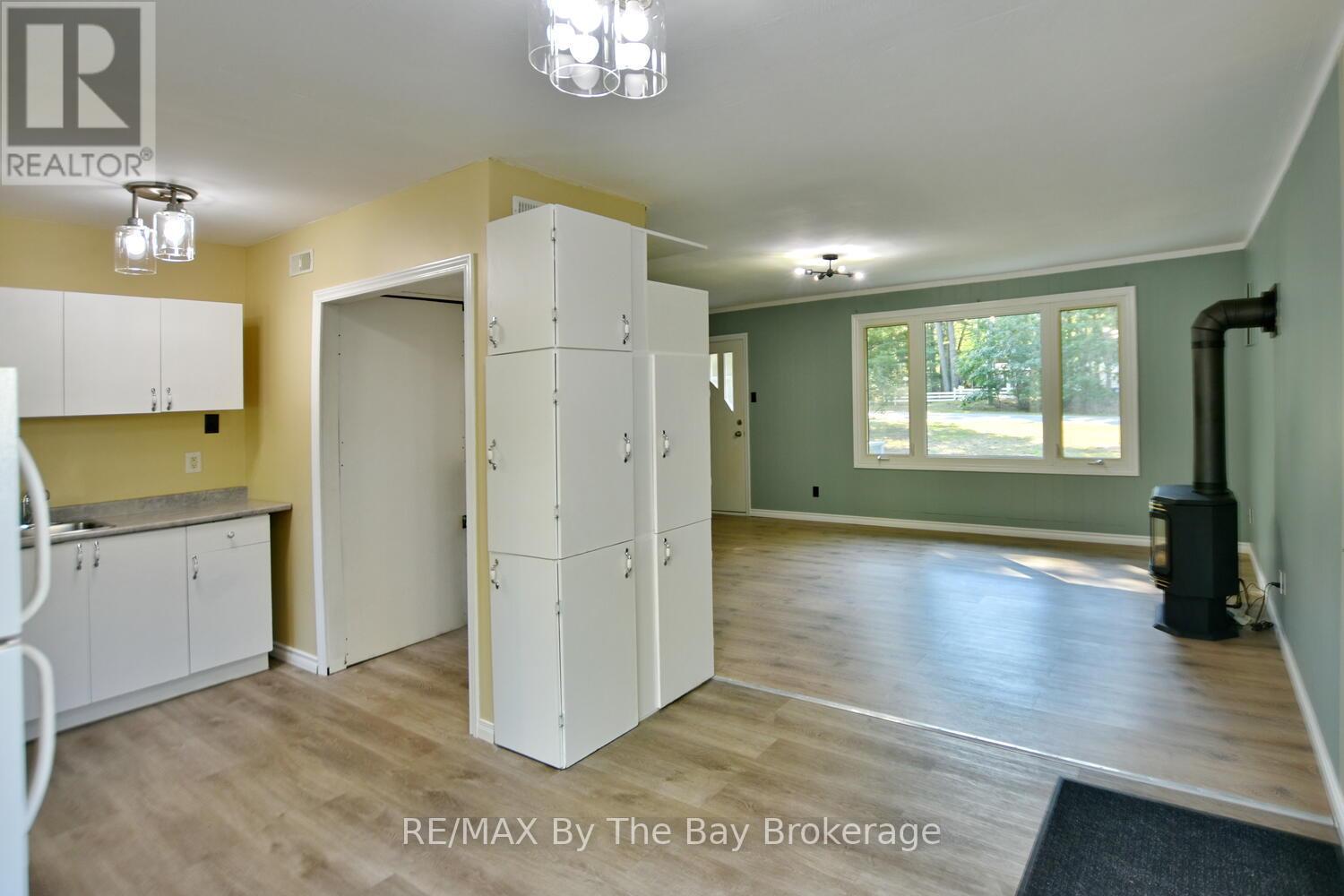 60 Sunnidale River Road, Wasaga Beach, Ontario  L9Z 2S4 - Photo 14 - S12023927