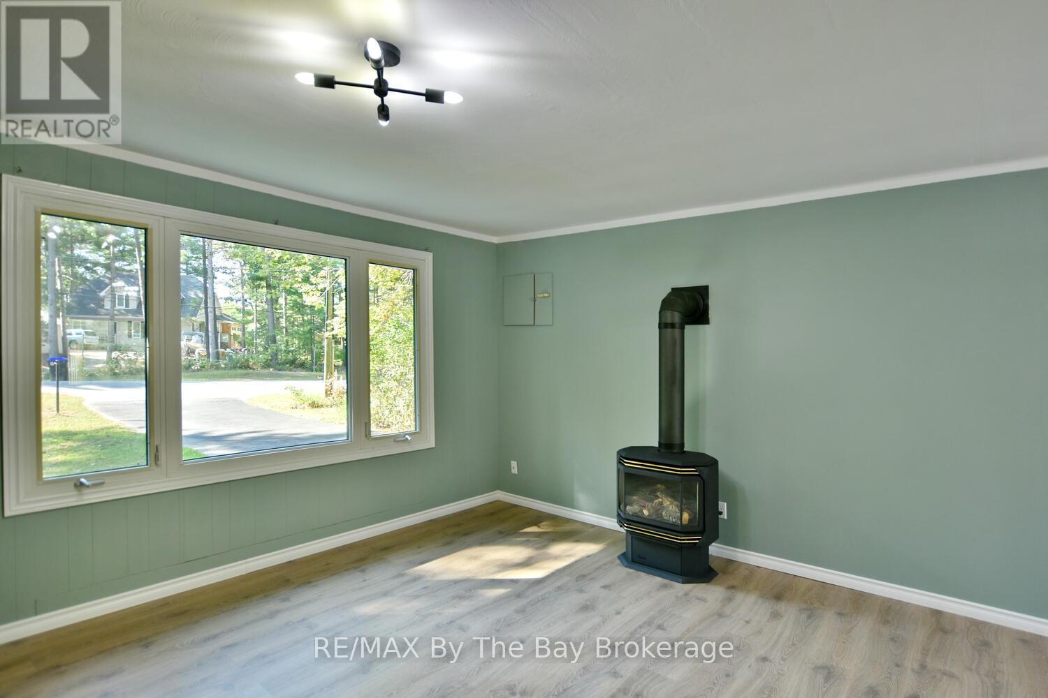 60 Sunnidale River Road, Wasaga Beach, Ontario  L9Z 2S4 - Photo 19 - S12023927