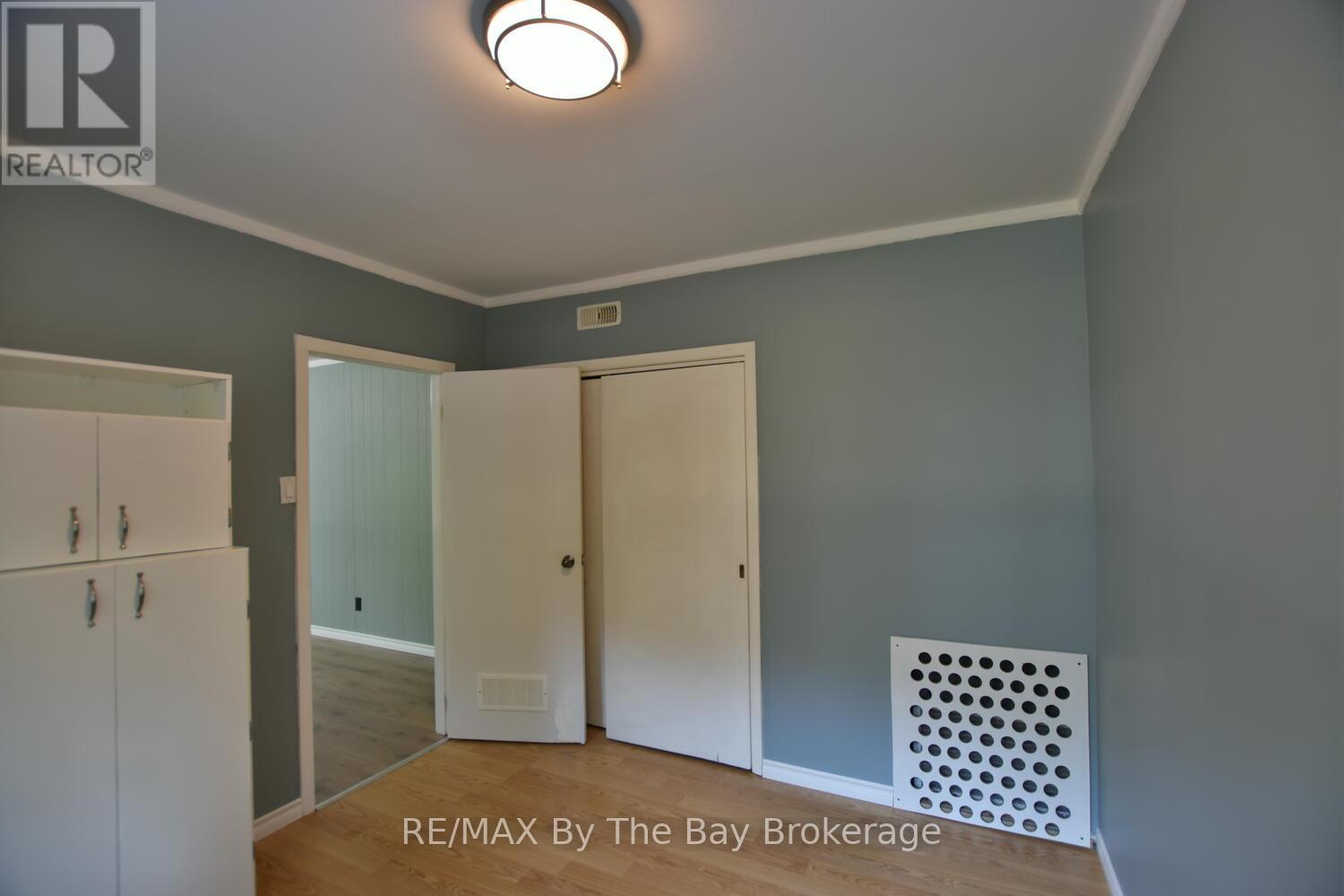 60 Sunnidale River Road, Wasaga Beach, Ontario  L9Z 2S4 - Photo 6 - S12023927