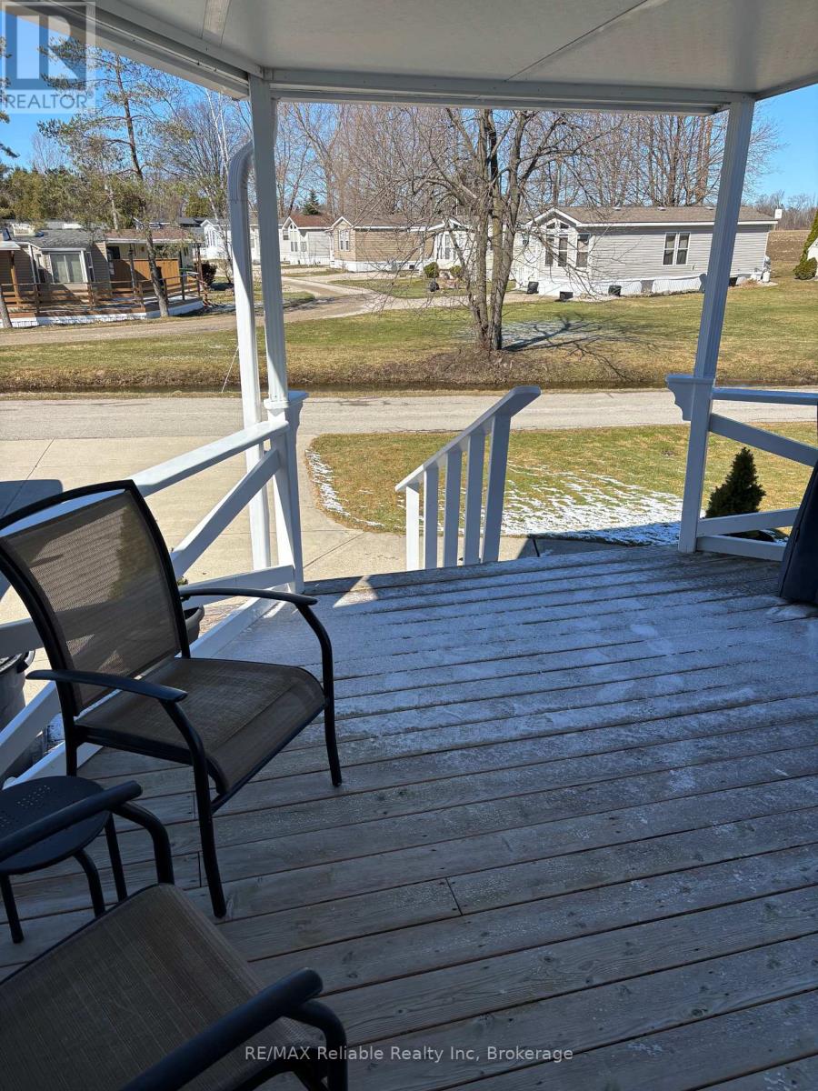 142 Sandbagger Crescent, Central Huron, Ontario  N0M 1G0 - Photo 5 - X12023985
