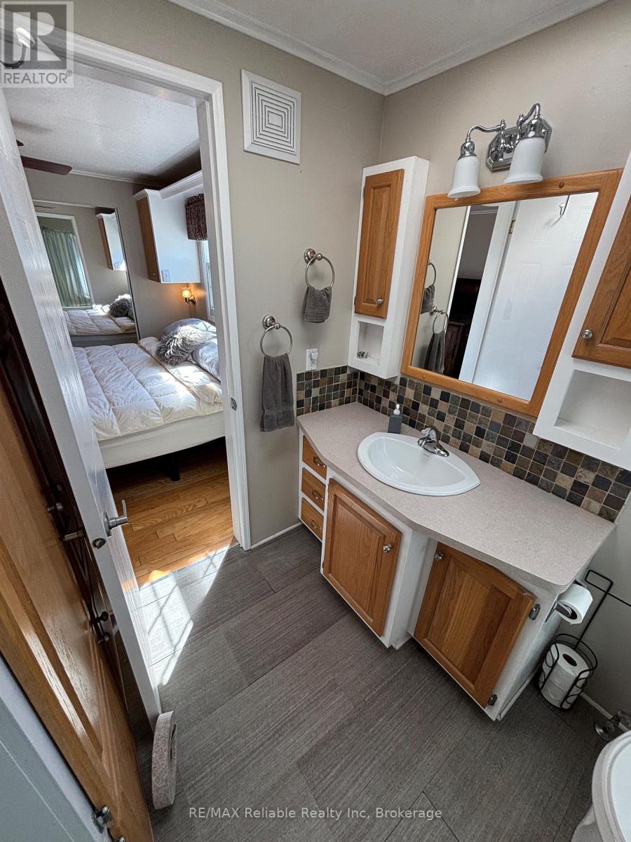 142 Sandbagger Crescent, Central Huron, Ontario  N0M 1G0 - Photo 25 - X12023985