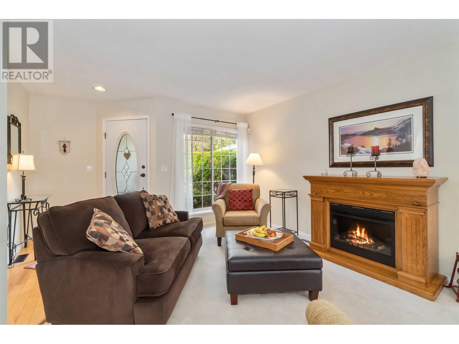 358 Metta Street, Port Moody, British Columbia  V3H 2Y4 - Photo 3 - R2978430