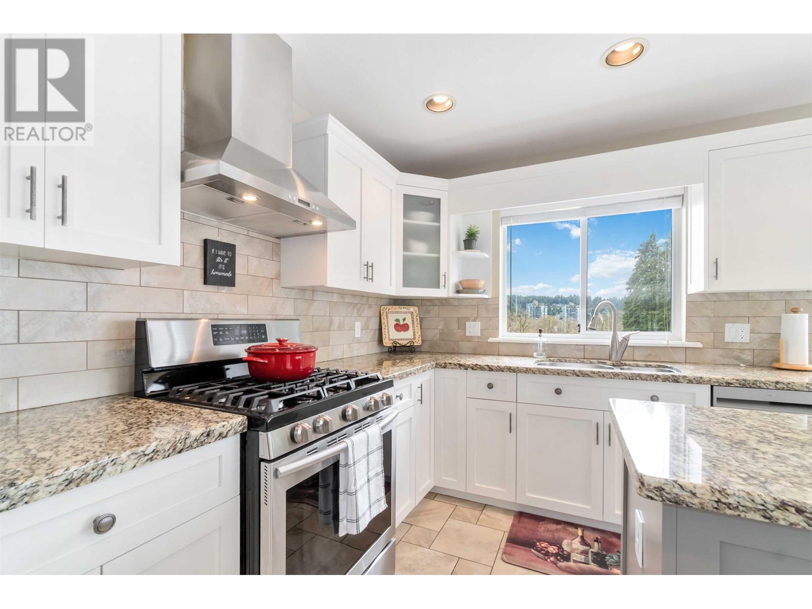 358 Metta Street, Port Moody, British Columbia  V3H 2Y4 - Photo 12 - R2978430