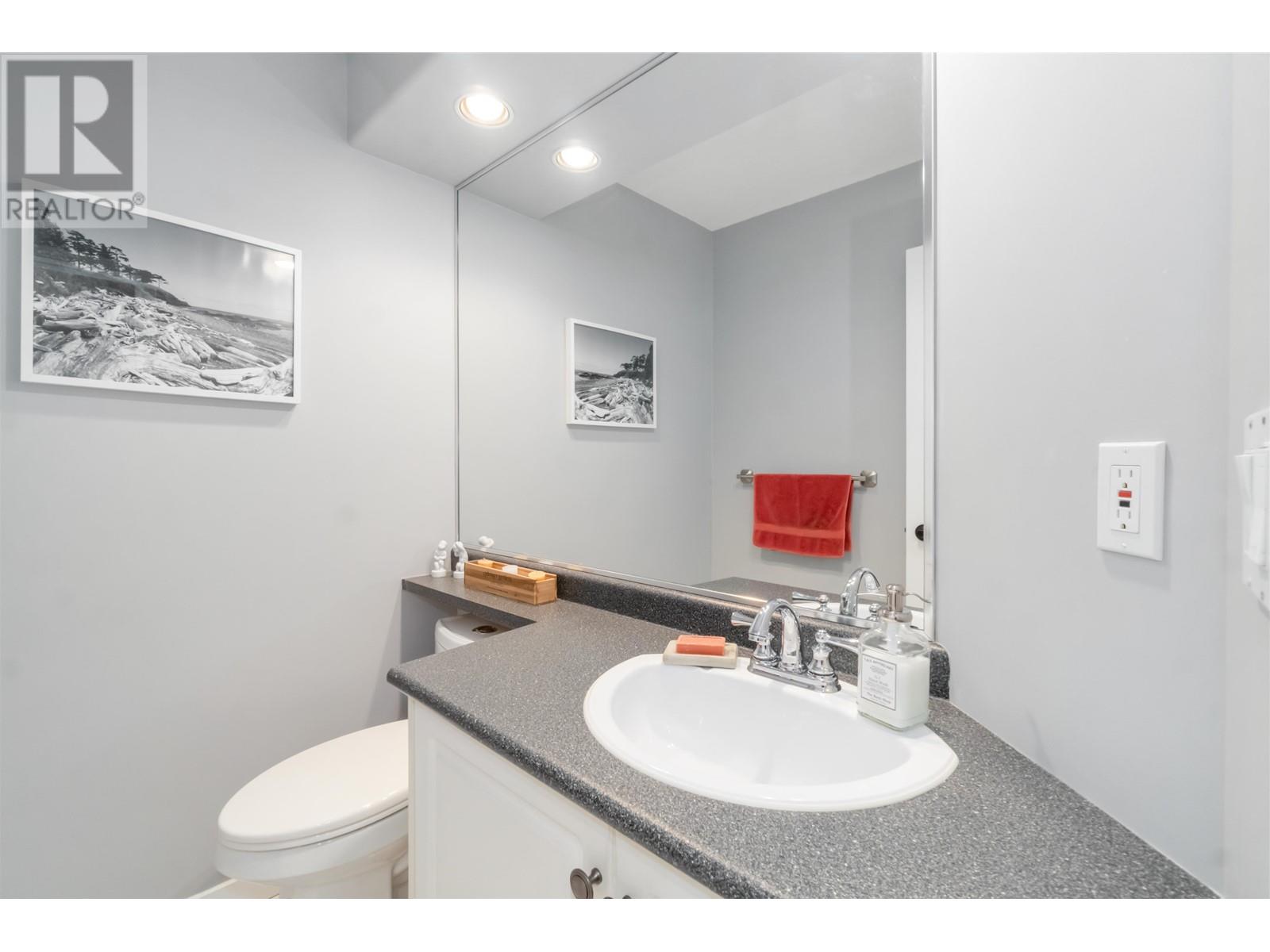 358 Metta Street, Port Moody, British Columbia  V3H 2Y4 - Photo 8 - R2978430