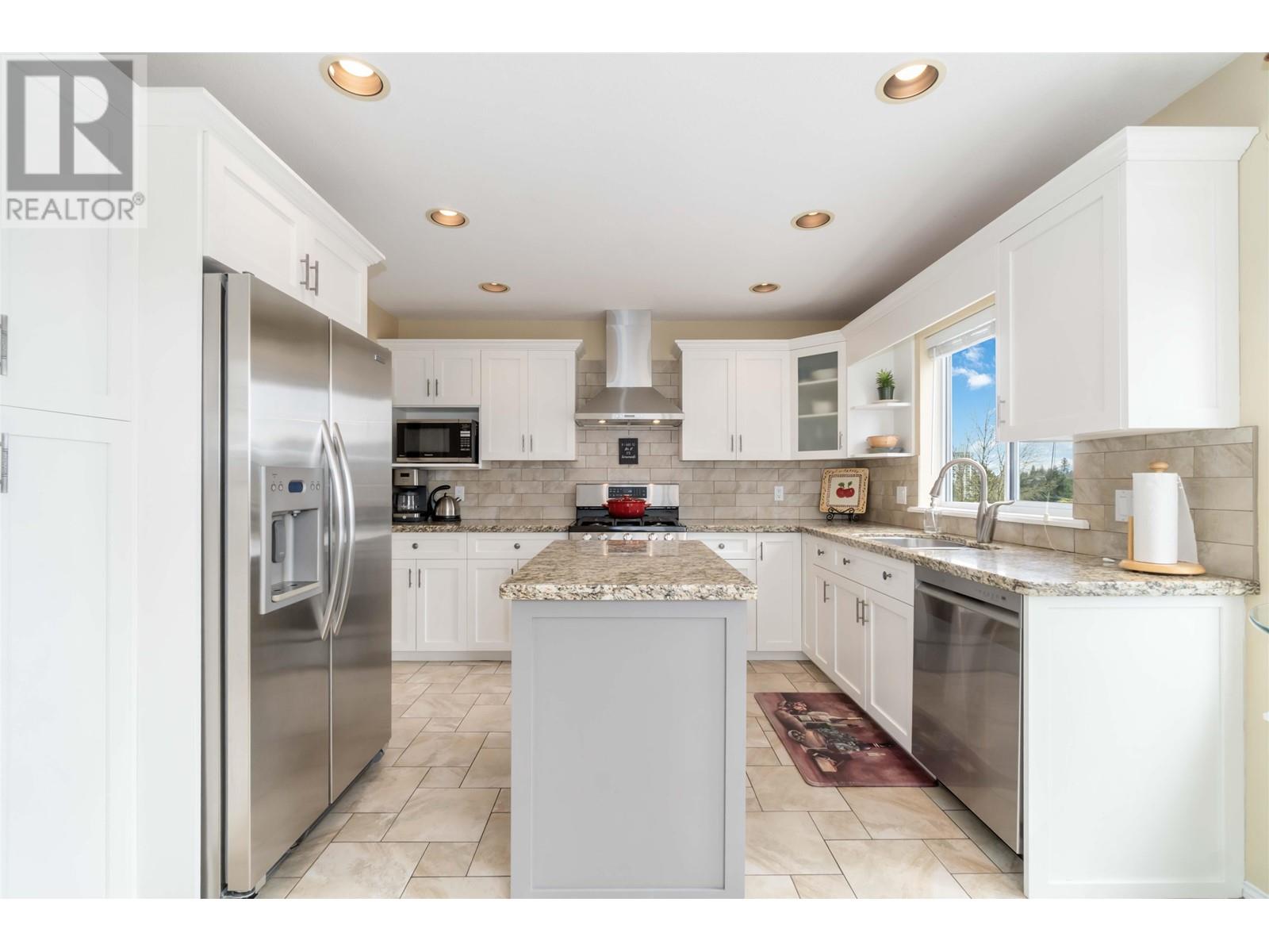 358 Metta Street, Port Moody, British Columbia  V3H 2Y4 - Photo 9 - R2978430