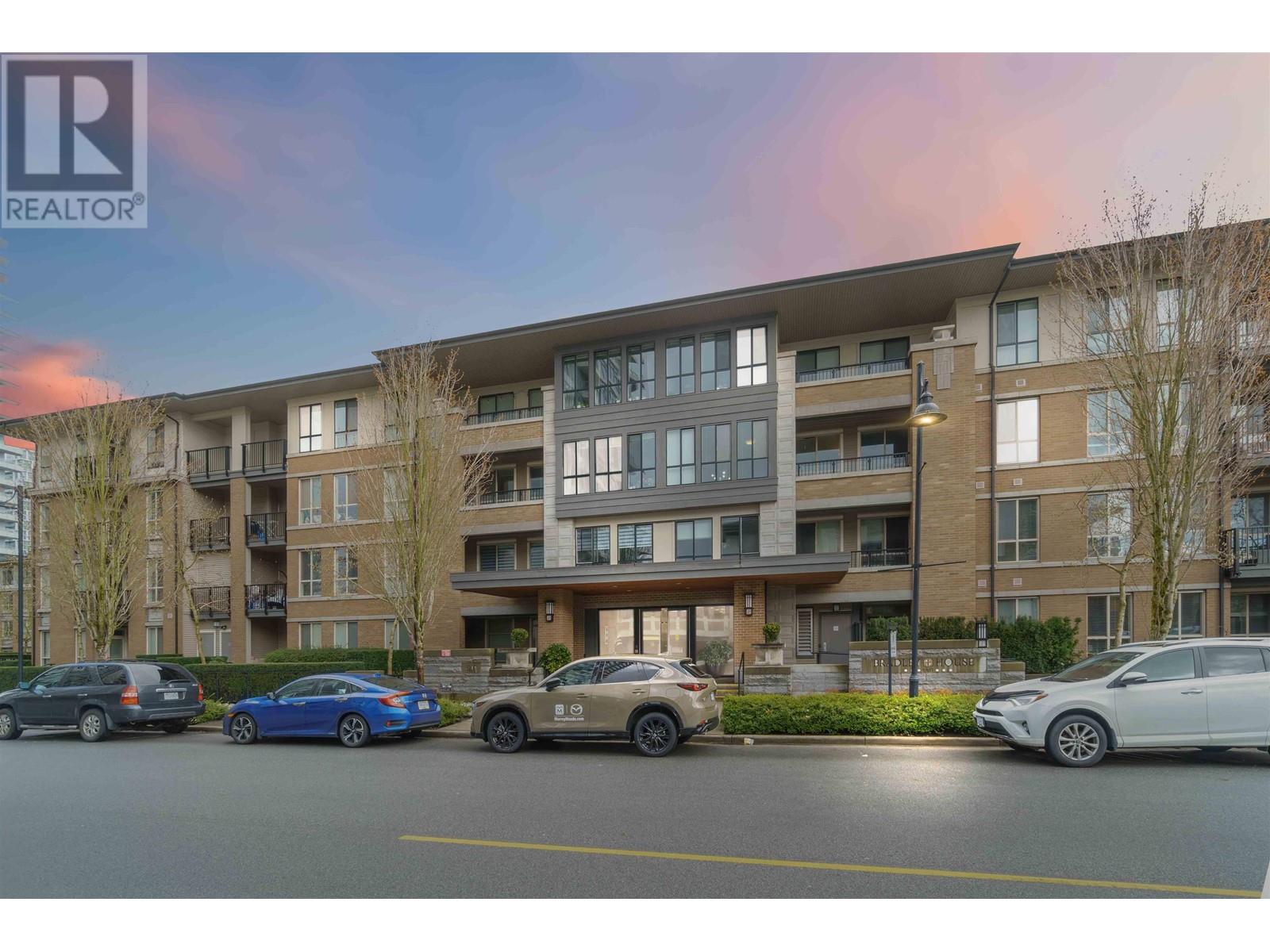 103 3107 Windsor Gate, Coquitlam, British Columbia  V3B 0J3 - Photo 2 - R2978242