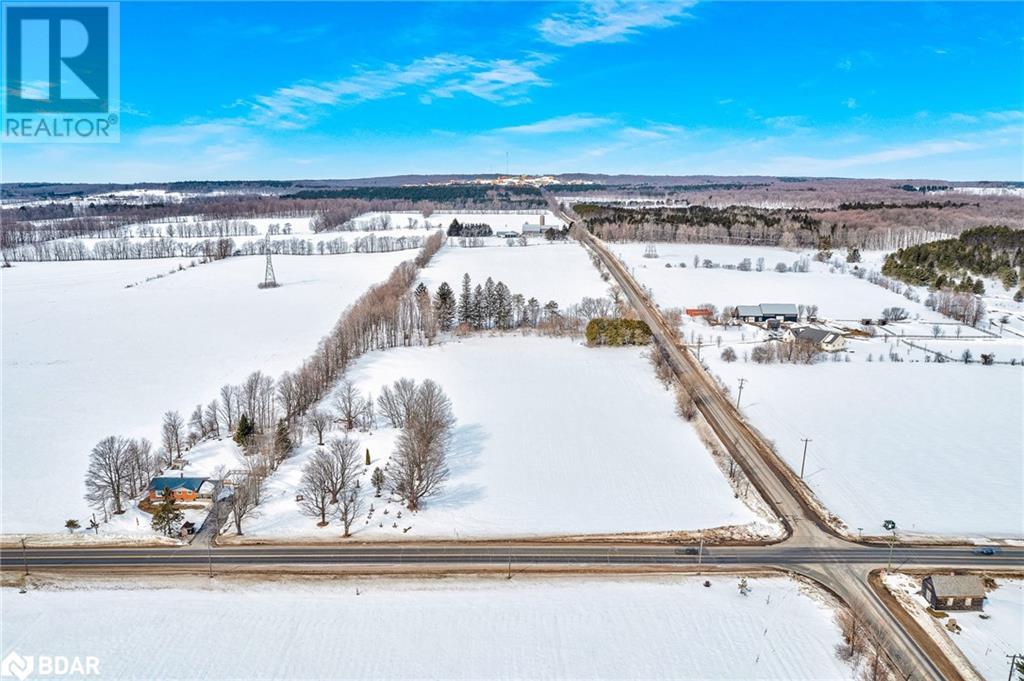 1740 3 Line N, Oro-Medonte, Ontario  L0L 2L0 - Photo 1 - 40706998