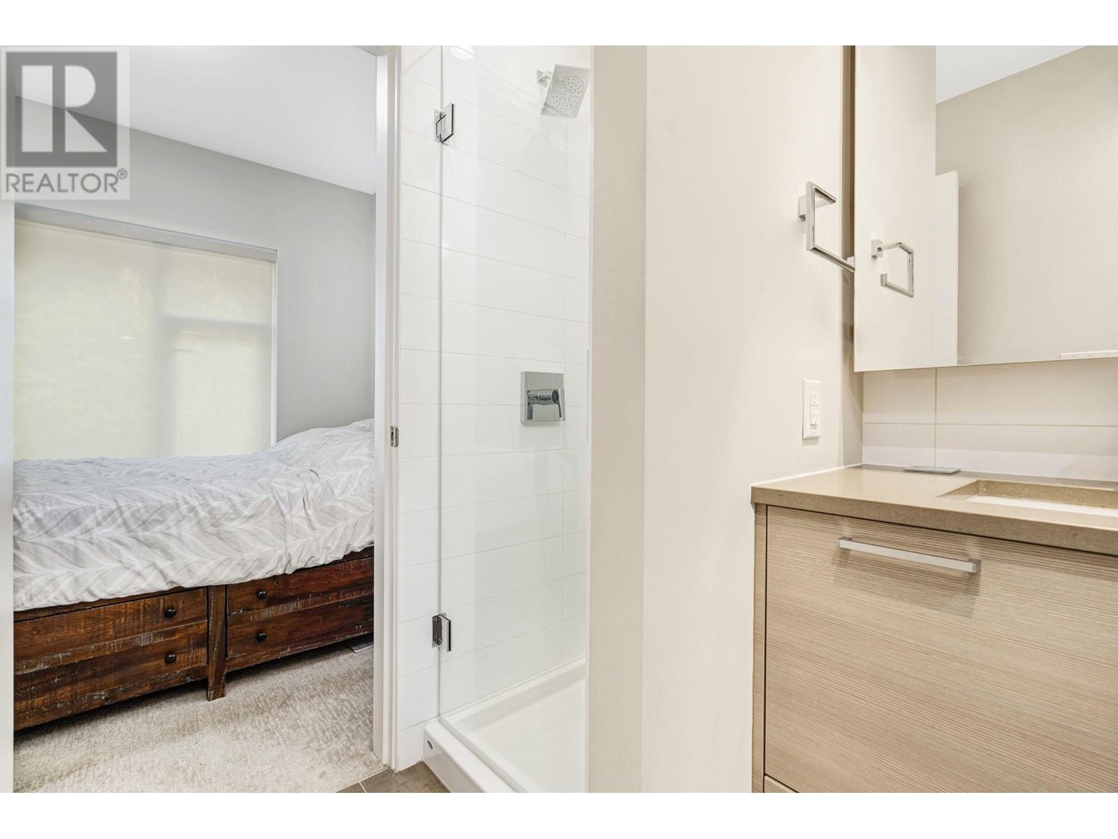 Listing Picture 25 of 40 : 102 3482 MARINE WAY, Vancouver / 溫哥華 - 魯藝地產 Yvonne Lu Group - MLS Medallion Club Member