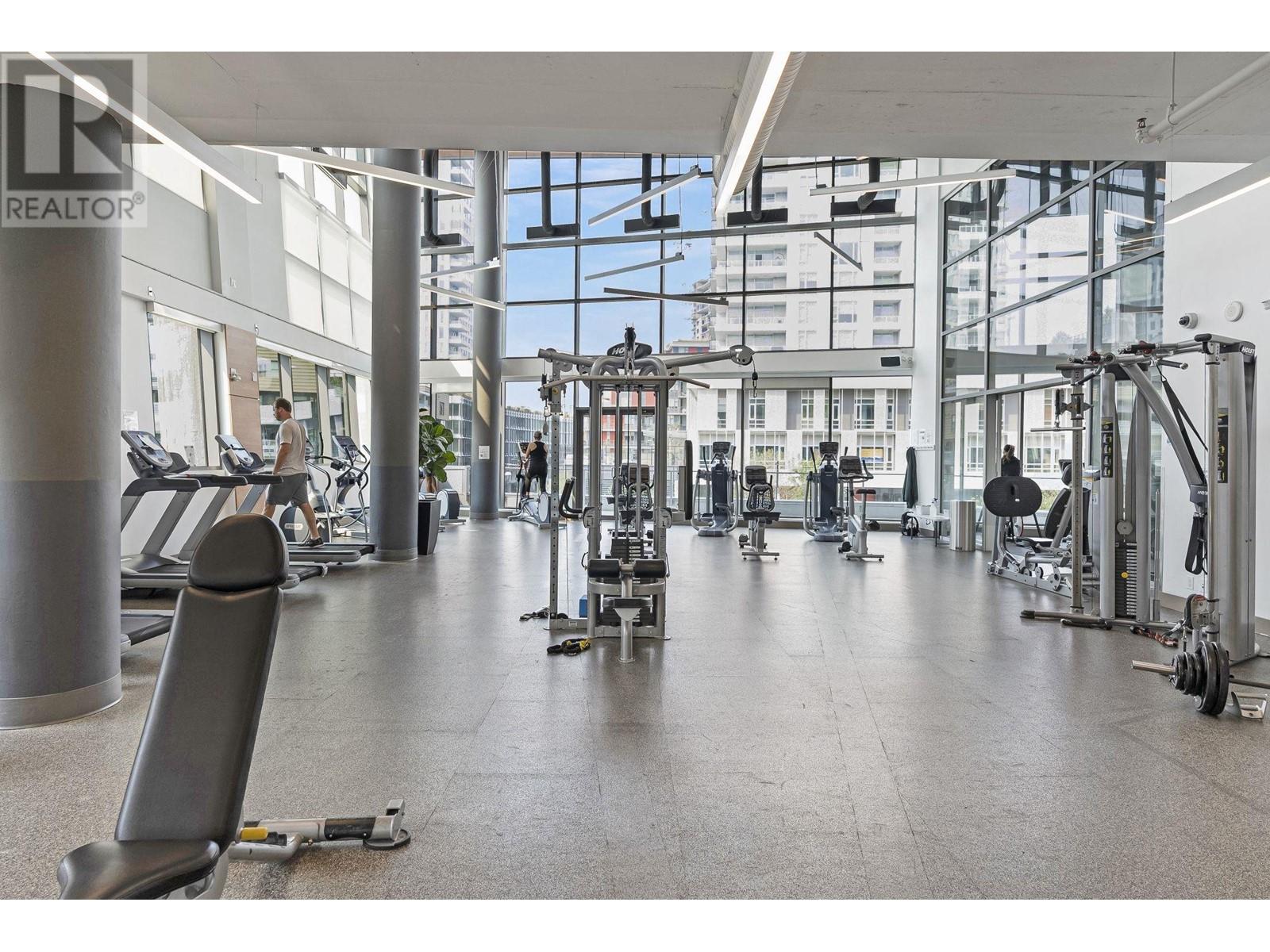 Listing Picture 34 of 40 : 102 3482 MARINE WAY, Vancouver / 溫哥華 - 魯藝地產 Yvonne Lu Group - MLS Medallion Club Member