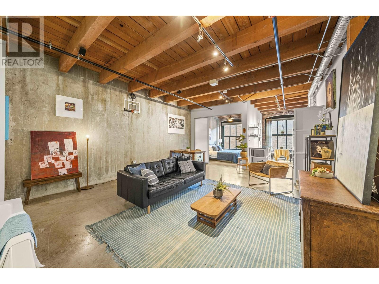 205 55 E Cordova Street, Vancouver, British Columbia  V6A 0A5 - Photo 1 - R2978317