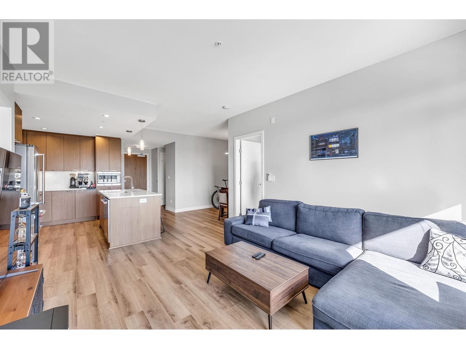 406 4289 Hastings Street, Burnaby, British Columbia  V5C 2J5 - Photo 8 - R2978479