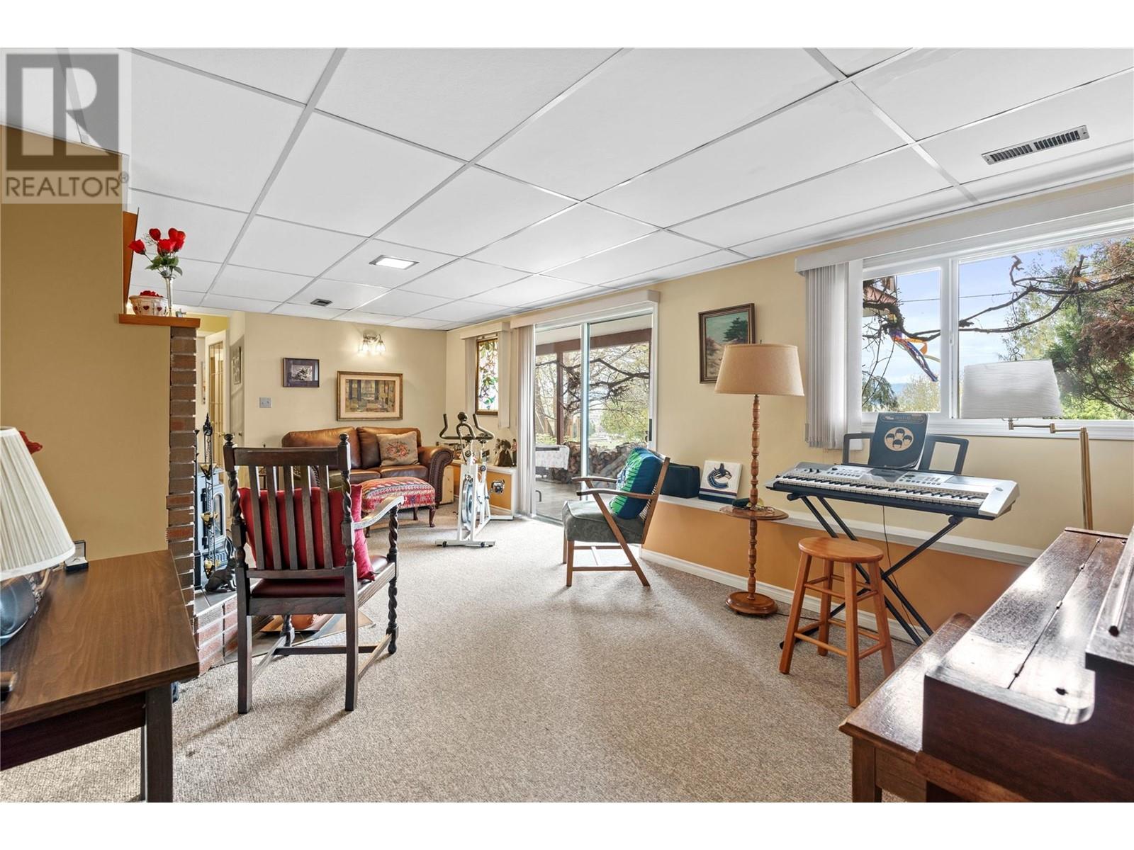 Property at 2802 East Vernon Road image 2