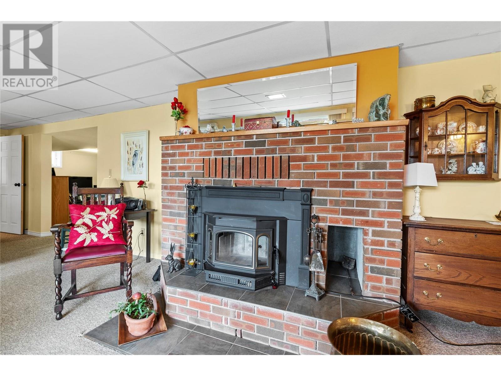 Property at 2802 East Vernon Road image 3