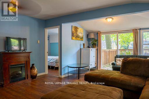 Photo 14 of 38 for 13 Elmwood Avenue