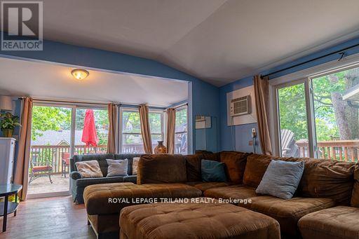 Photo 20 of 38 for 13 Elmwood Avenue