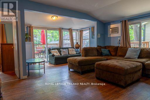 Photo 6 of 38 for 13 Elmwood Avenue