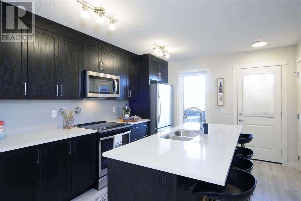 Property at 106, 40 Livingston Parade NE image 2