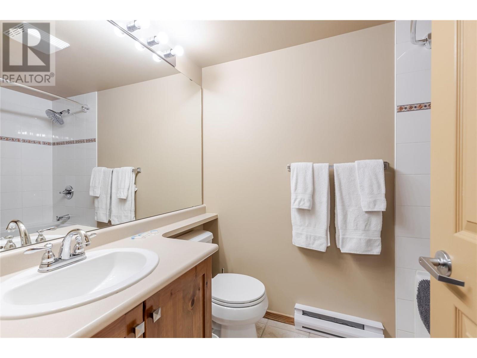3190 Creekside Way Unit# 323, Sun Peaks, British Columbia  V0E 1Z1 - Photo 6 - 10338431
