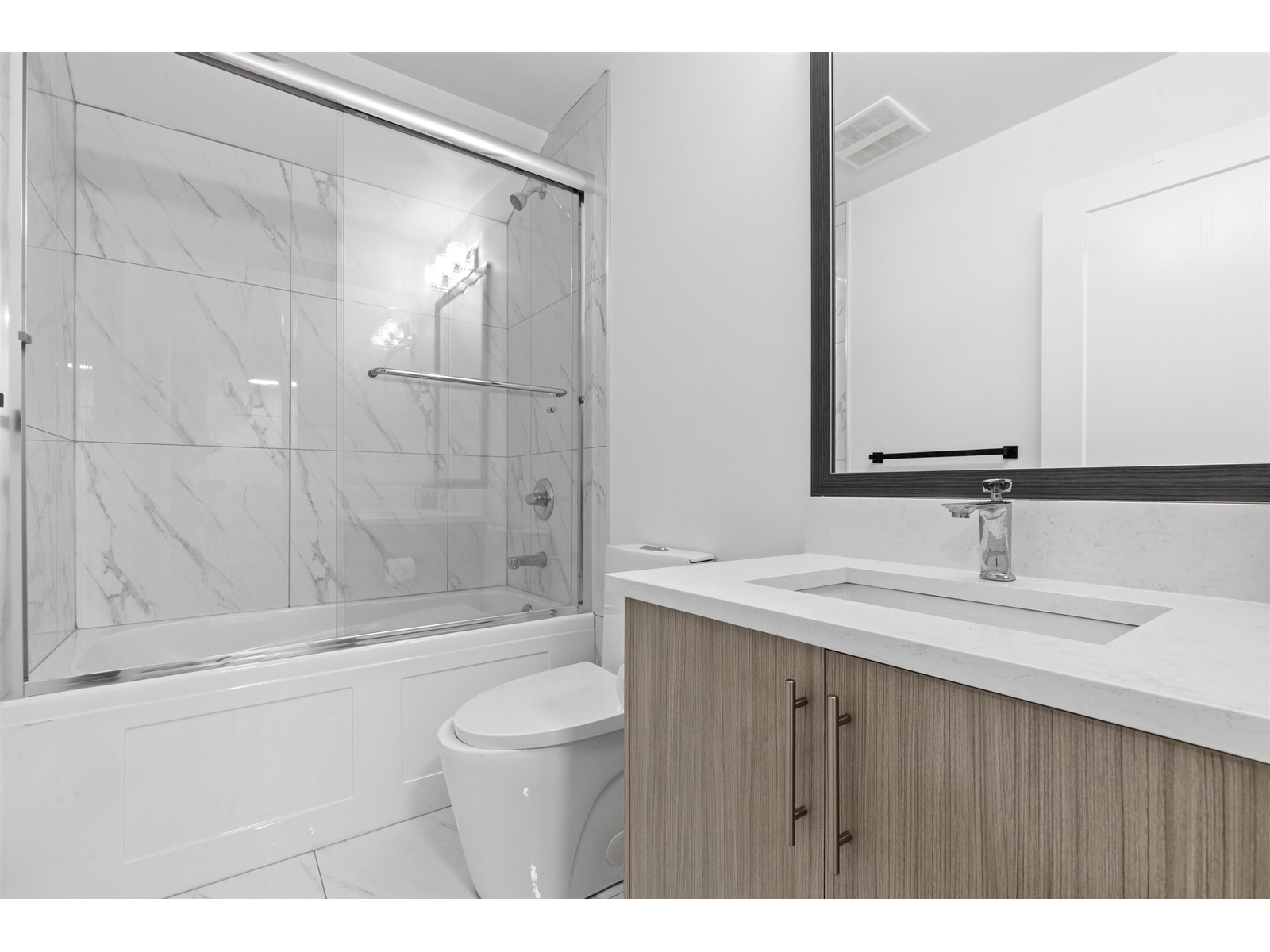 16787 16 Avenue, Surrey, British Columbia  V3Z 0T3 - Photo 25 - R2978217